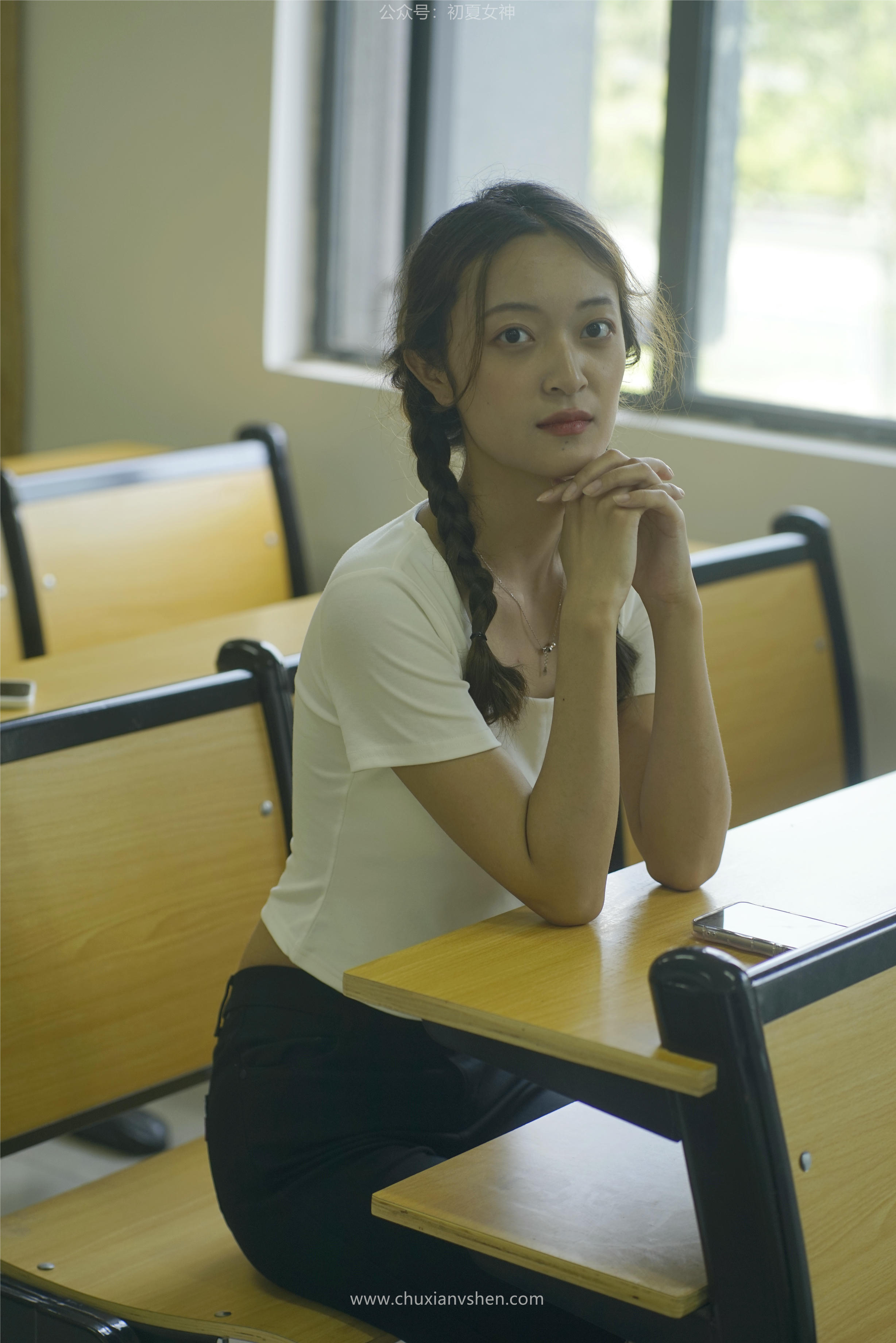 初夏女神 NO.067 依依 邻家女孩-毕业季[140P+1V／6.94GB]_第1集