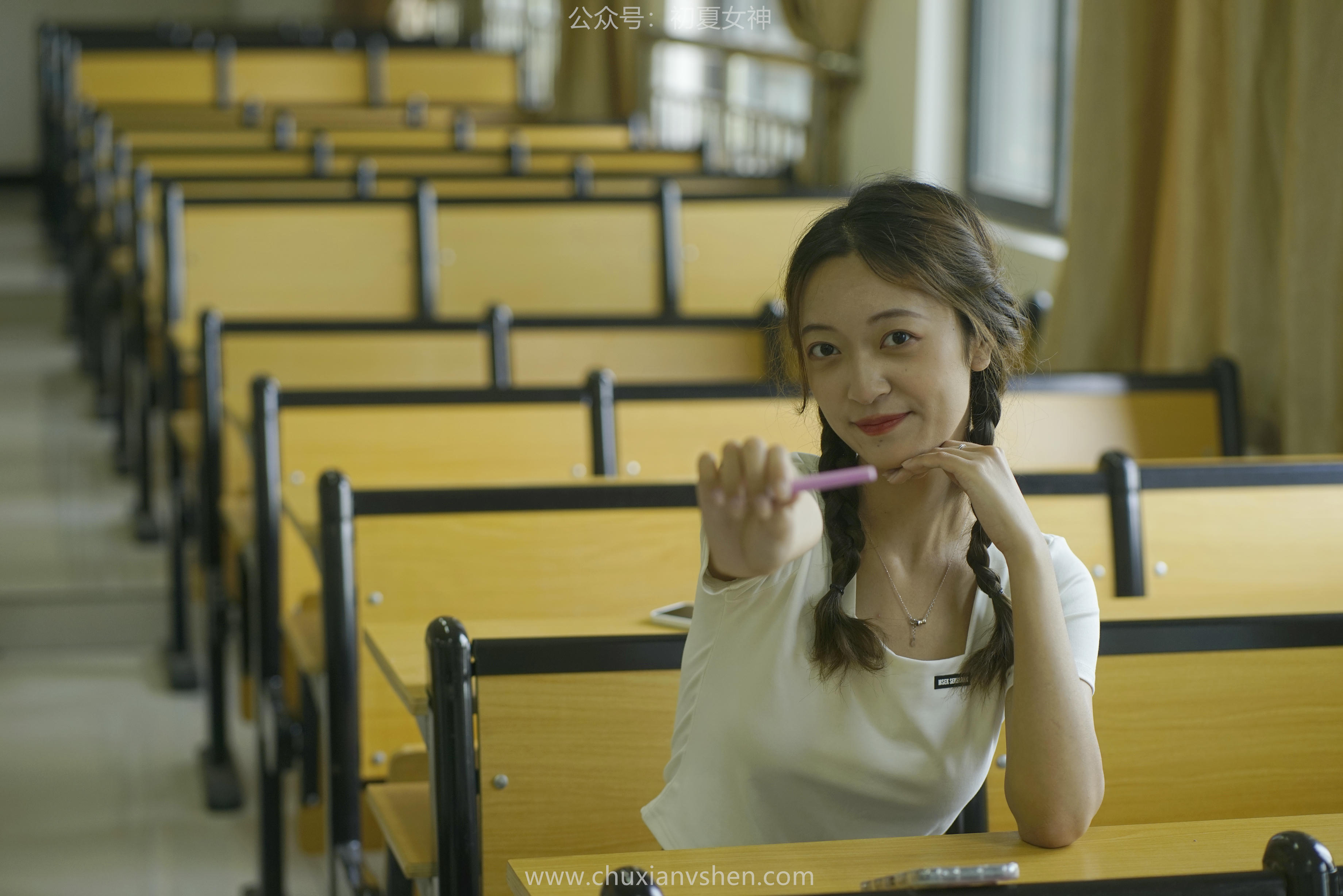 初夏女神 NO.067 依依 邻家女孩-毕业季[140P+1V／6.94GB]_第2集