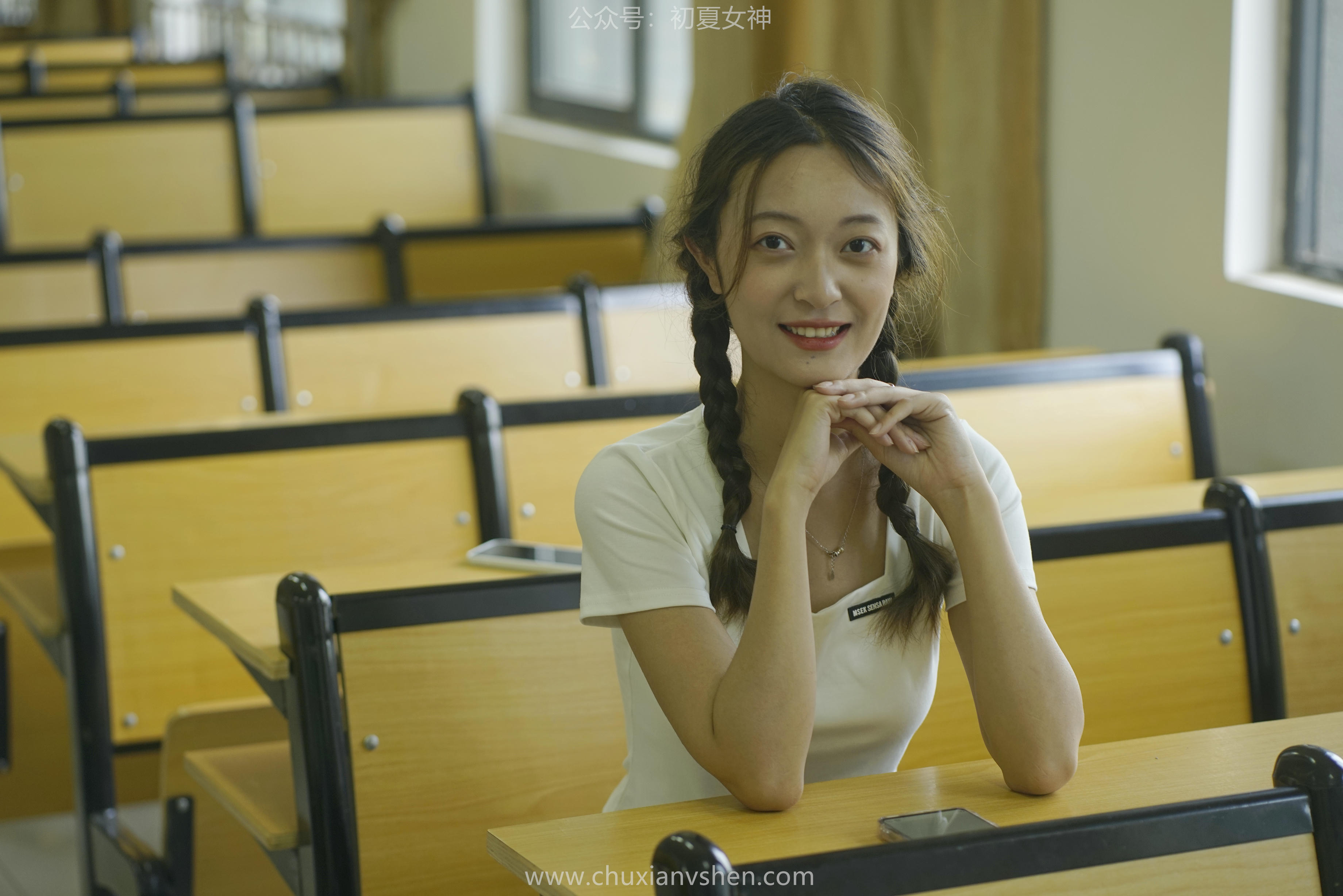 初夏女神 NO.067 依依 邻家女孩-毕业季[140P+1V／6.94GB]_第2集