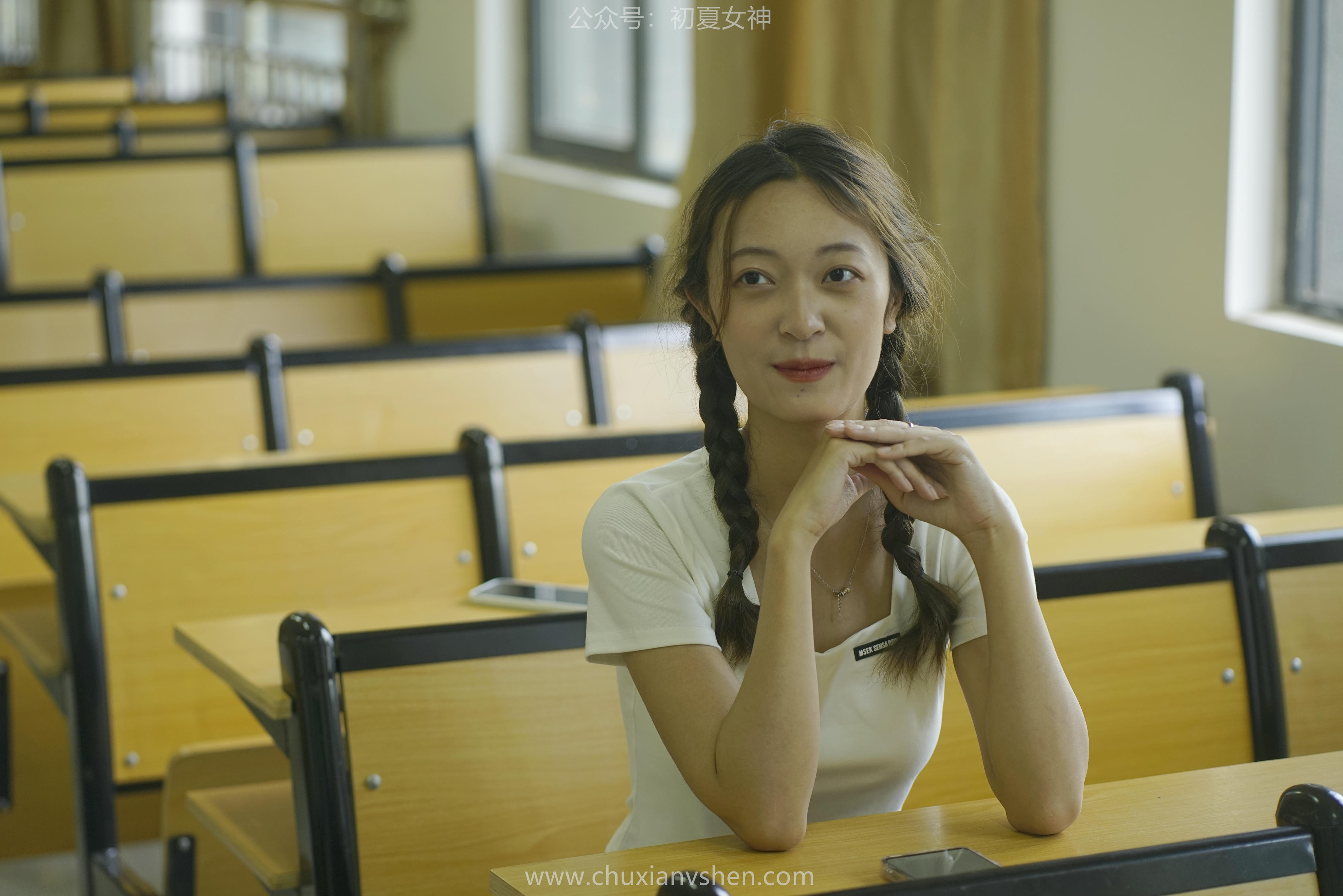 初夏女神 NO.067 依依 邻家女孩-毕业季[140P+1V／6.94GB]_第2集