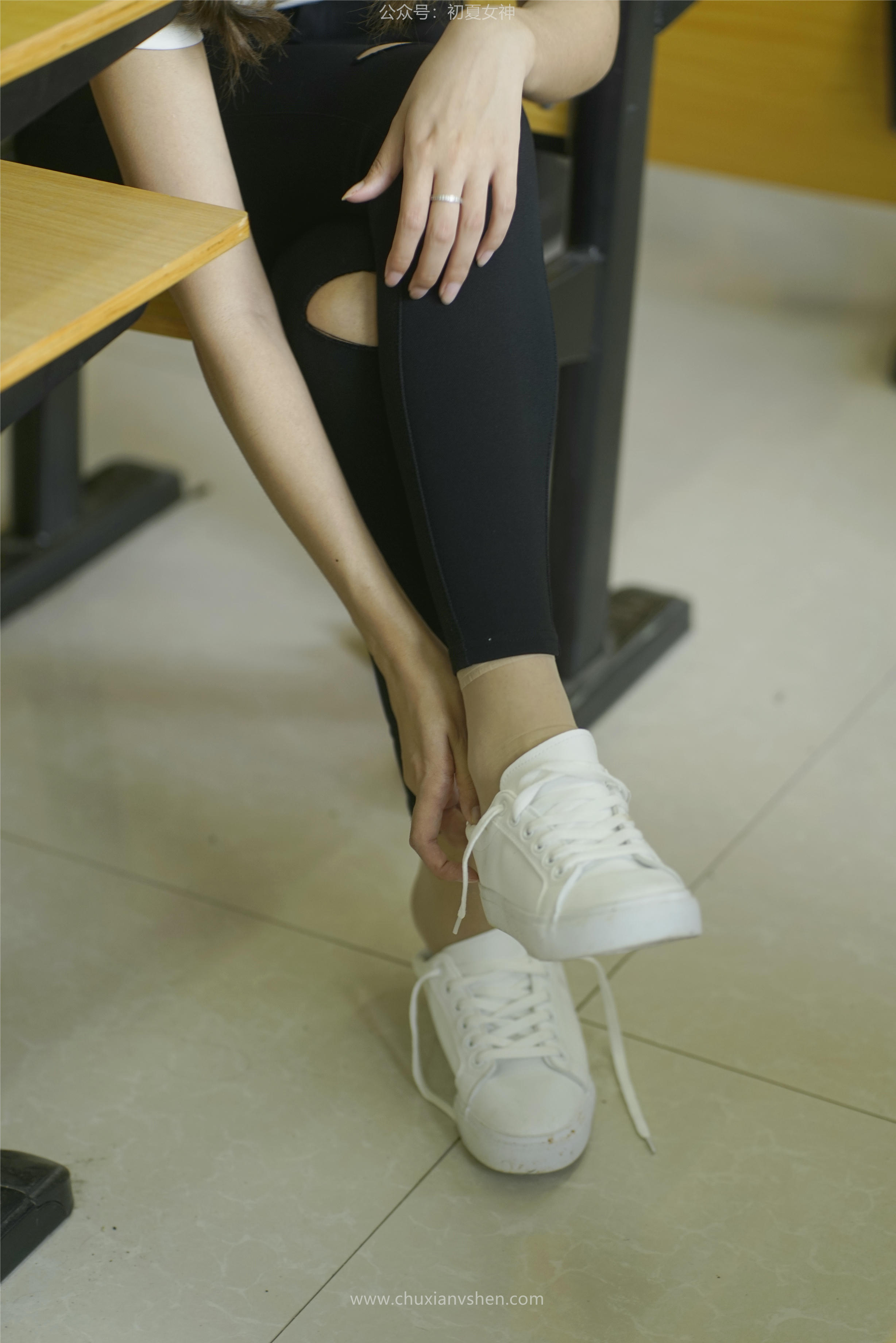 初夏女神 NO.067 依依 邻家女孩-毕业季[140P+1V／6.94GB]_第4集