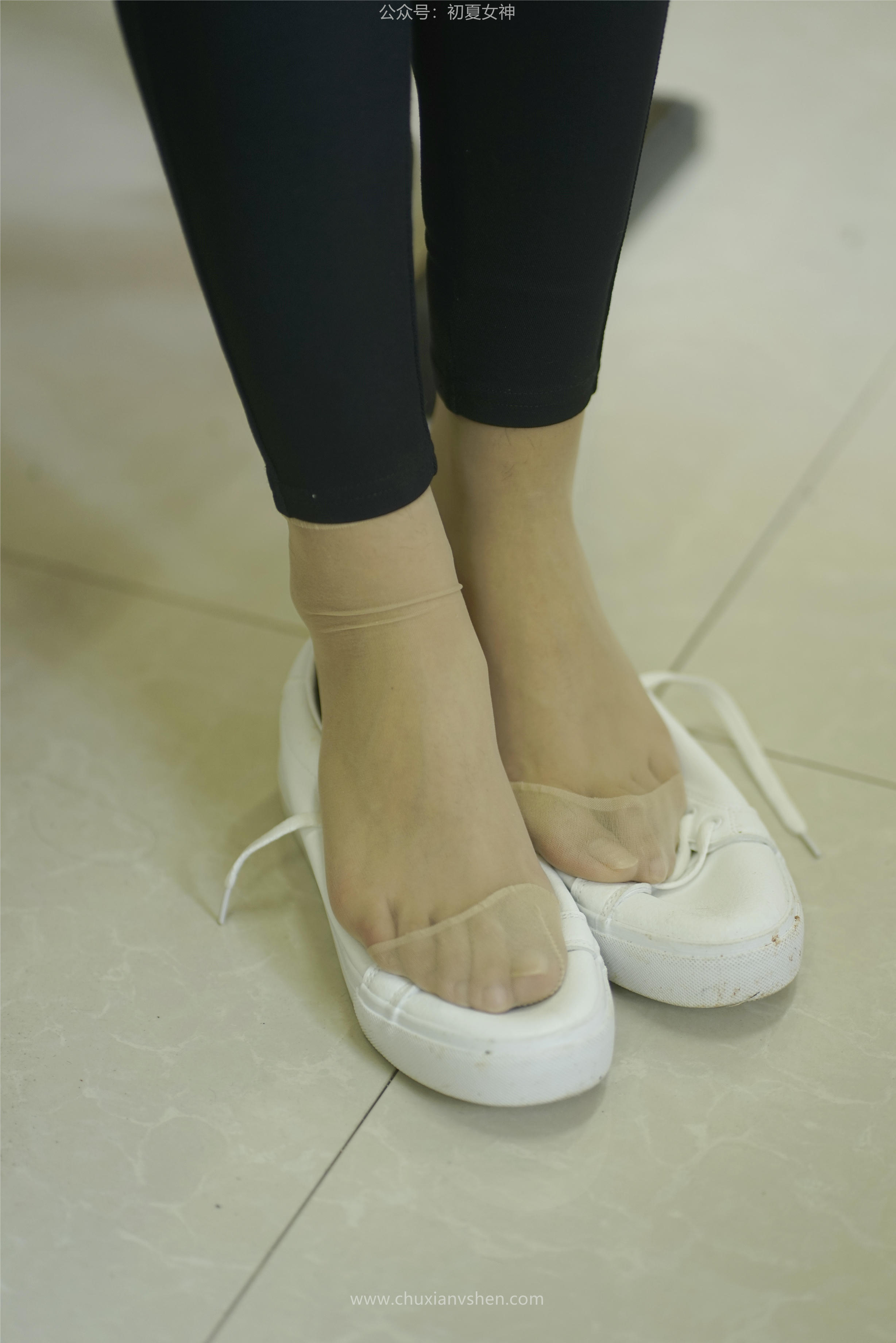 初夏女神 NO.067 依依 邻家女孩-毕业季[140P+1V／6.94GB]_第4集