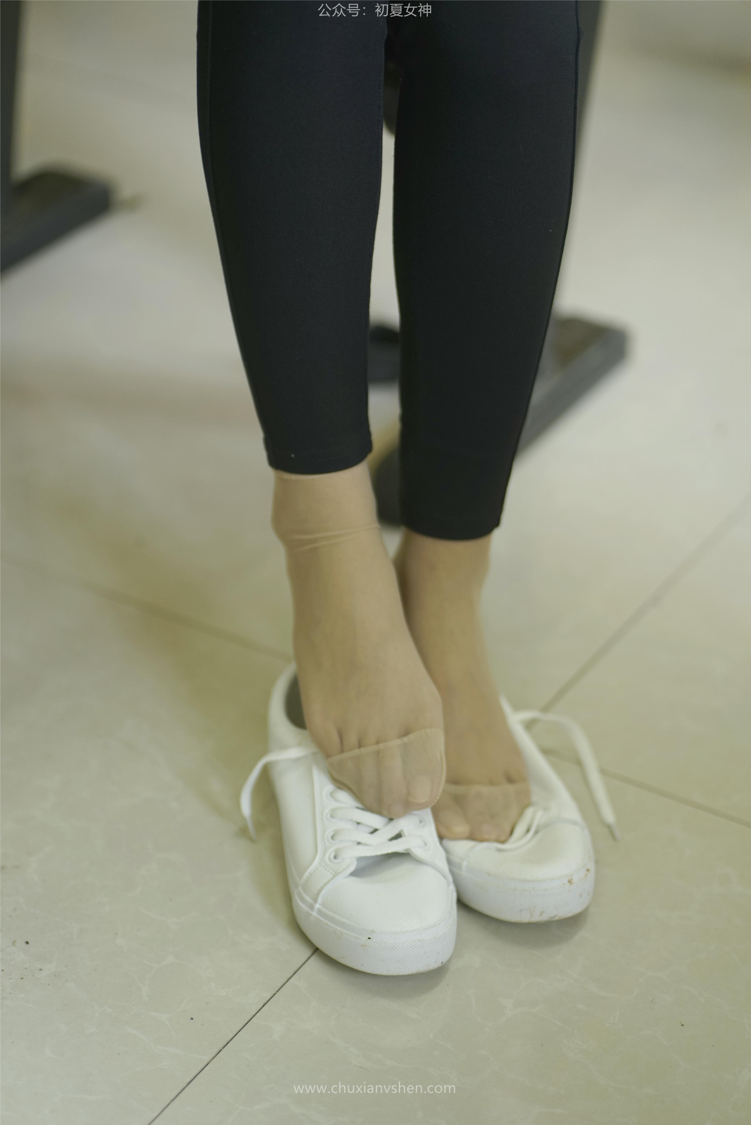 初夏女神 NO.067 依依 邻家女孩-毕业季[140P+1V／6.94GB]_第4集