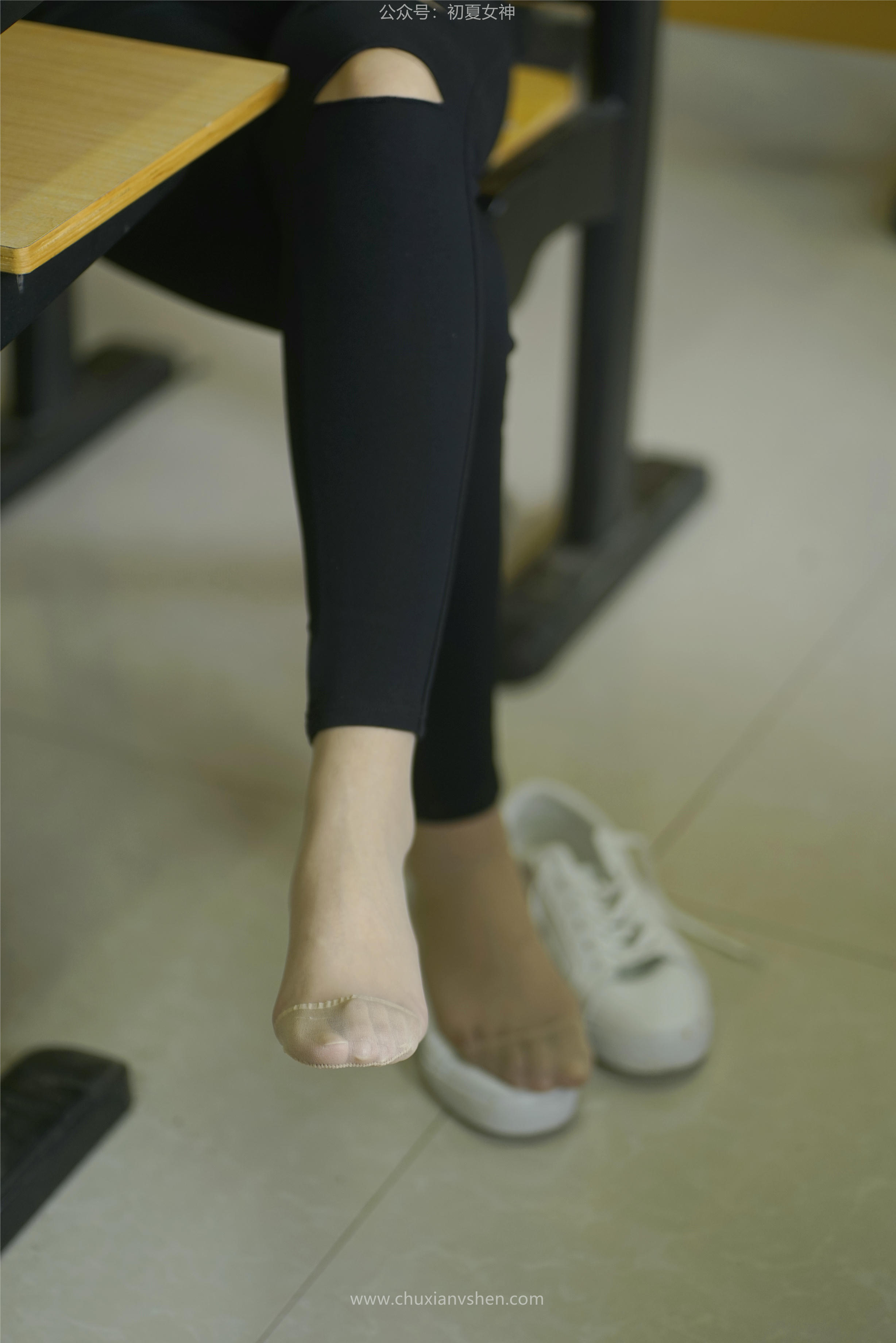 初夏女神 NO.067 依依 邻家女孩-毕业季[140P+1V／6.94GB]_第4集