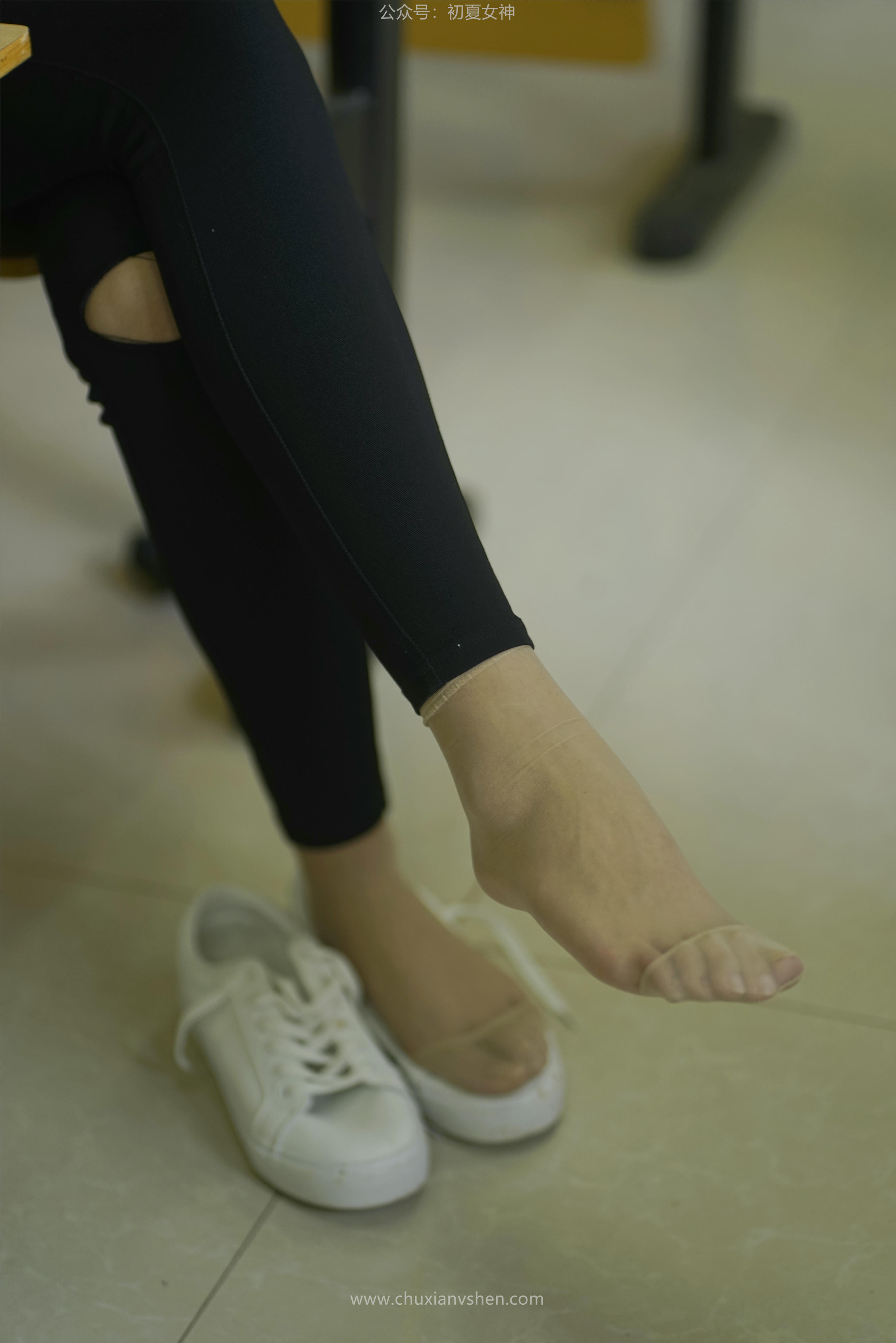 初夏女神 NO.067 依依 邻家女孩-毕业季[140P+1V／6.94GB]_第4集