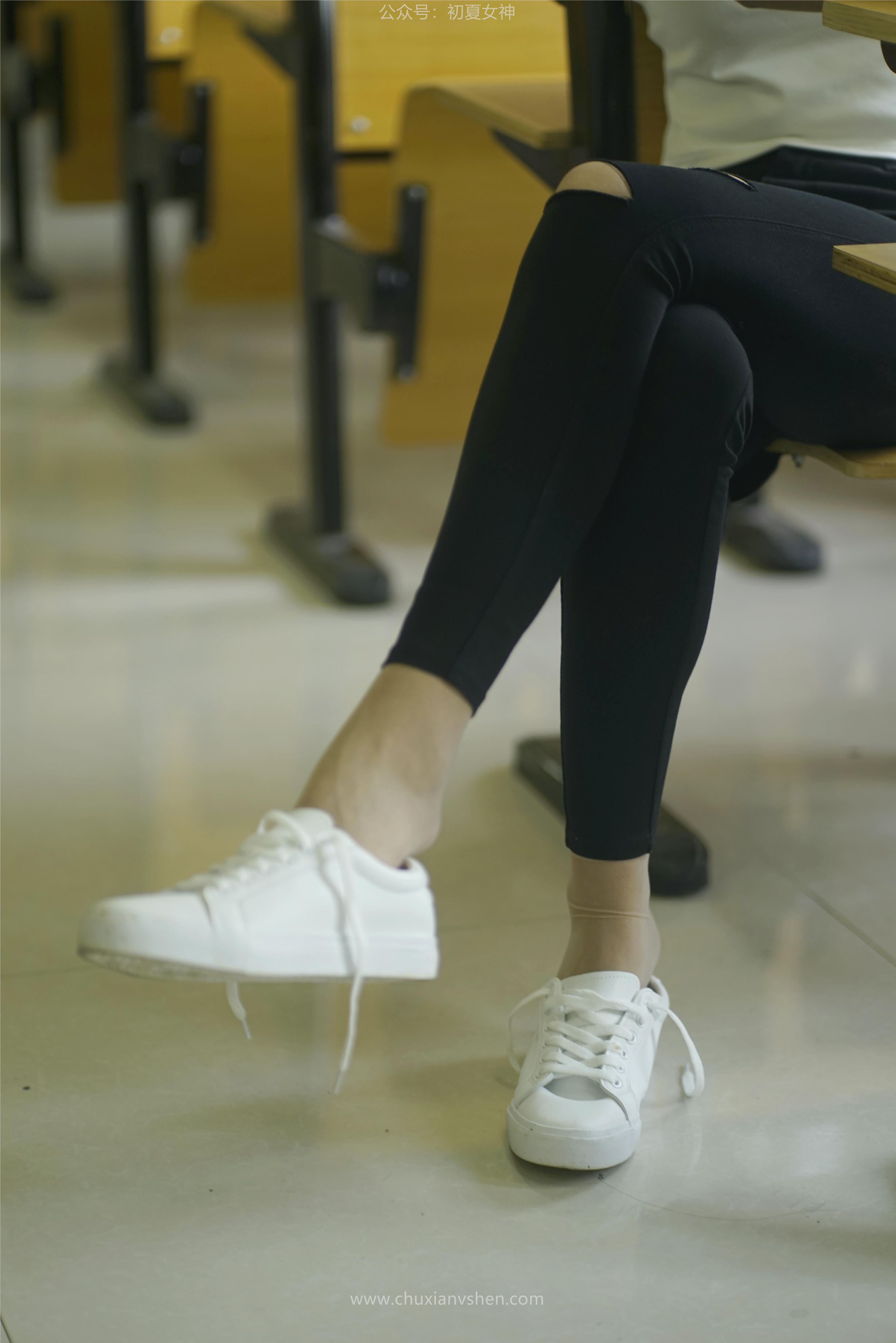 初夏女神 NO.067 依依 邻家女孩-毕业季[140P+1V／6.94GB]_第5集