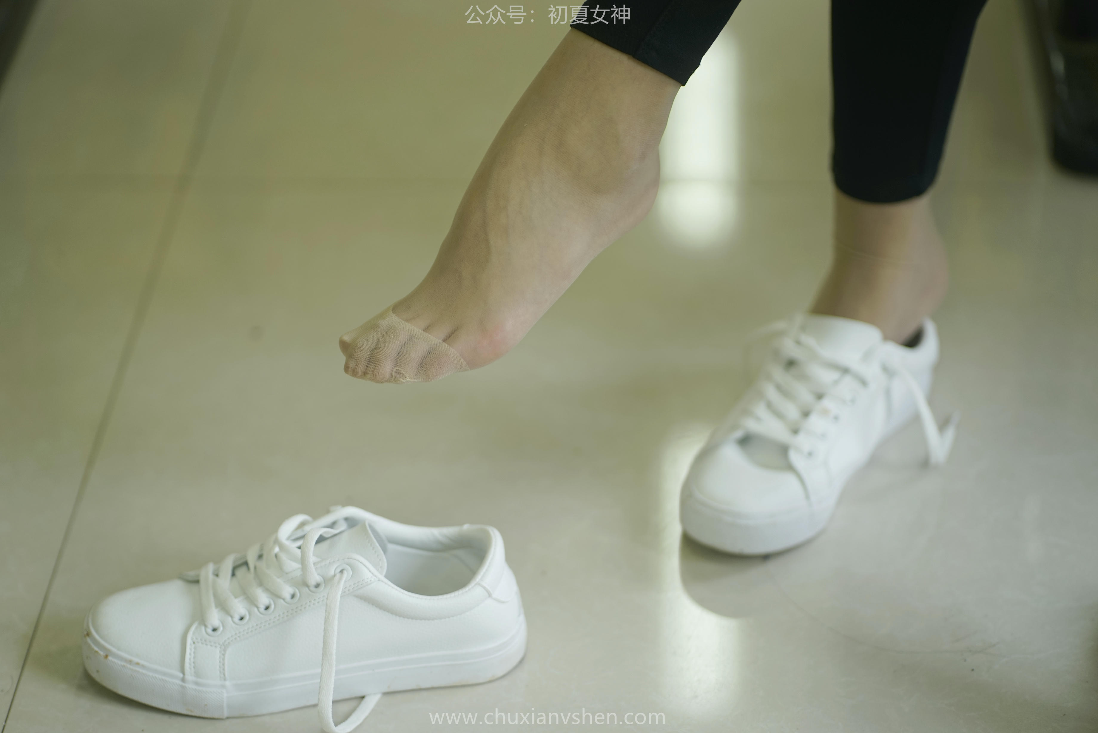 初夏女神 NO.067 依依 邻家女孩-毕业季[140P+1V／6.94GB]_第5集