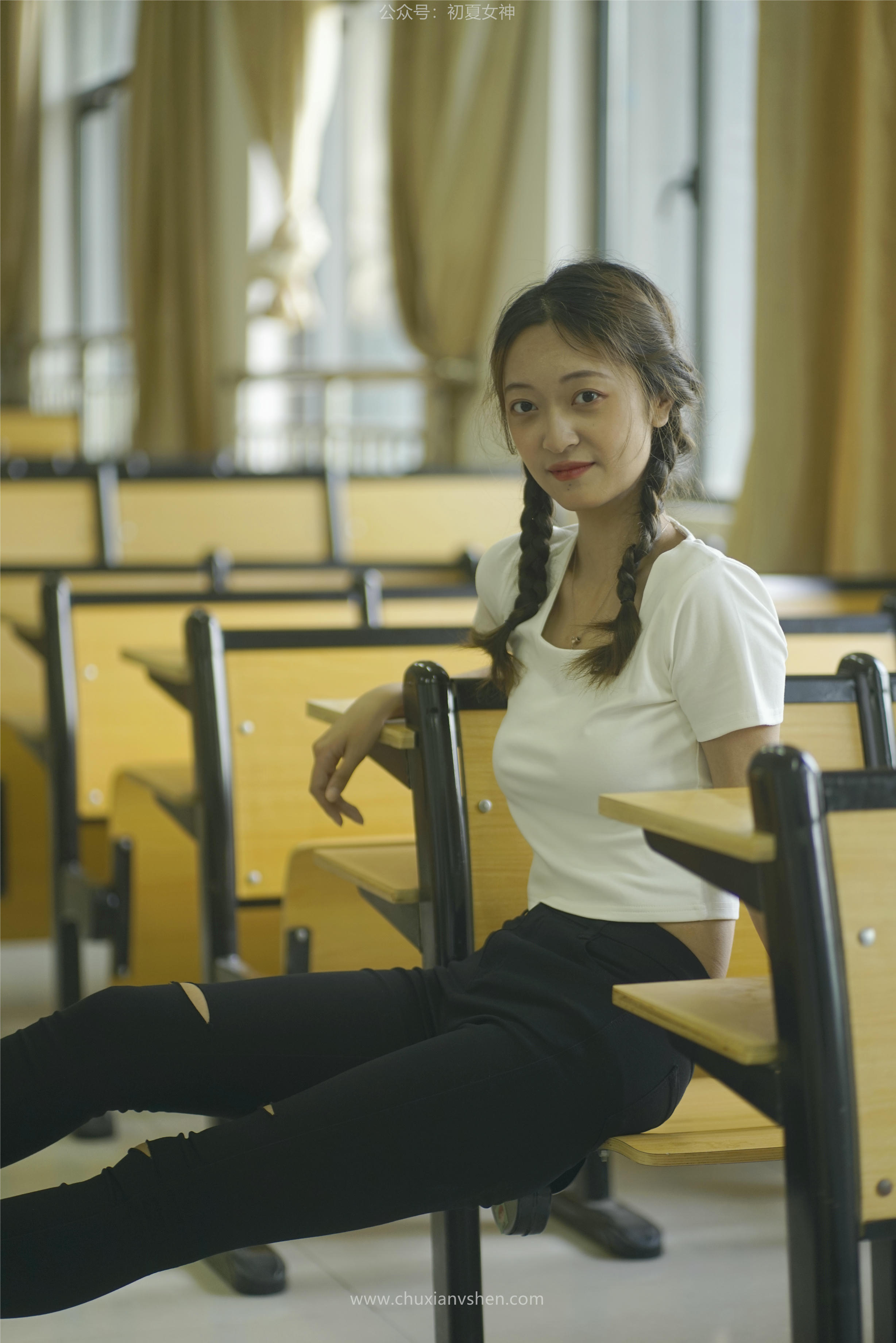 初夏女神 NO.067 依依 邻家女孩-毕业季[140P+1V／6.94GB]_第5集