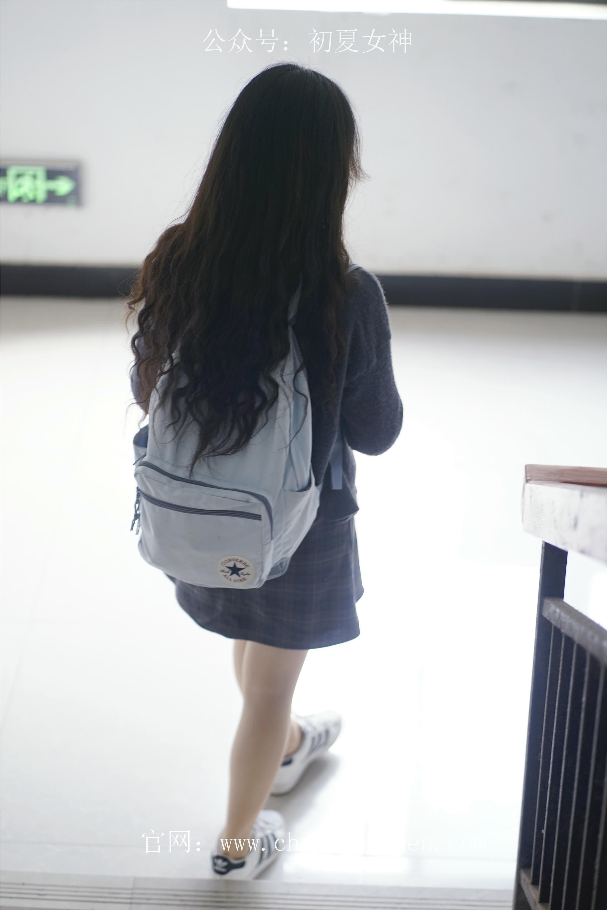 初夏女神 NO.068 欢欢 新晋学妹-校园游览[158P+1V／5.64GB]_第7集