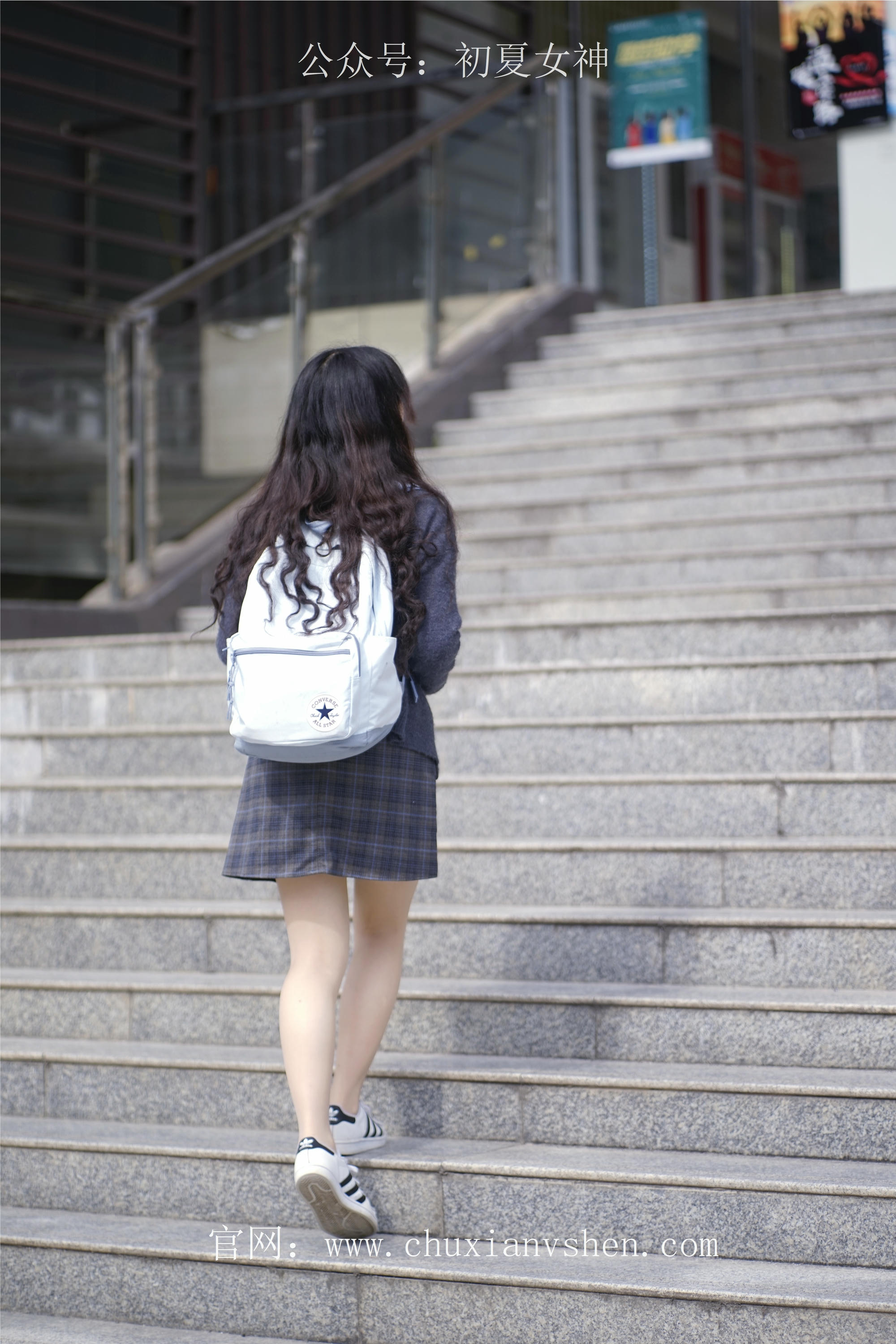 初夏女神 NO.068 欢欢 新晋学妹-校园游览[158P+1V／5.64GB]_第8集