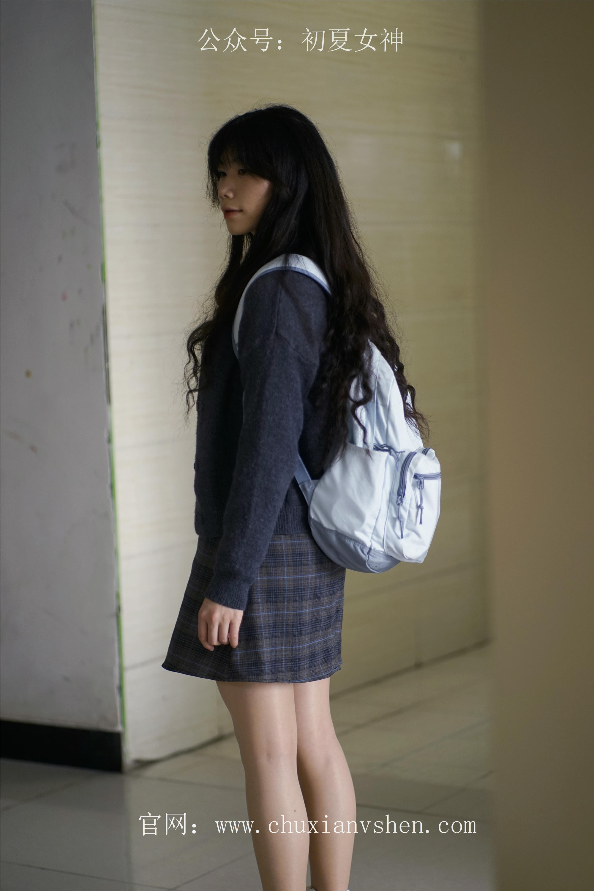 初夏女神 NO.068 欢欢 新晋学妹-校园游览[158P+1V／5.64GB]_第2集