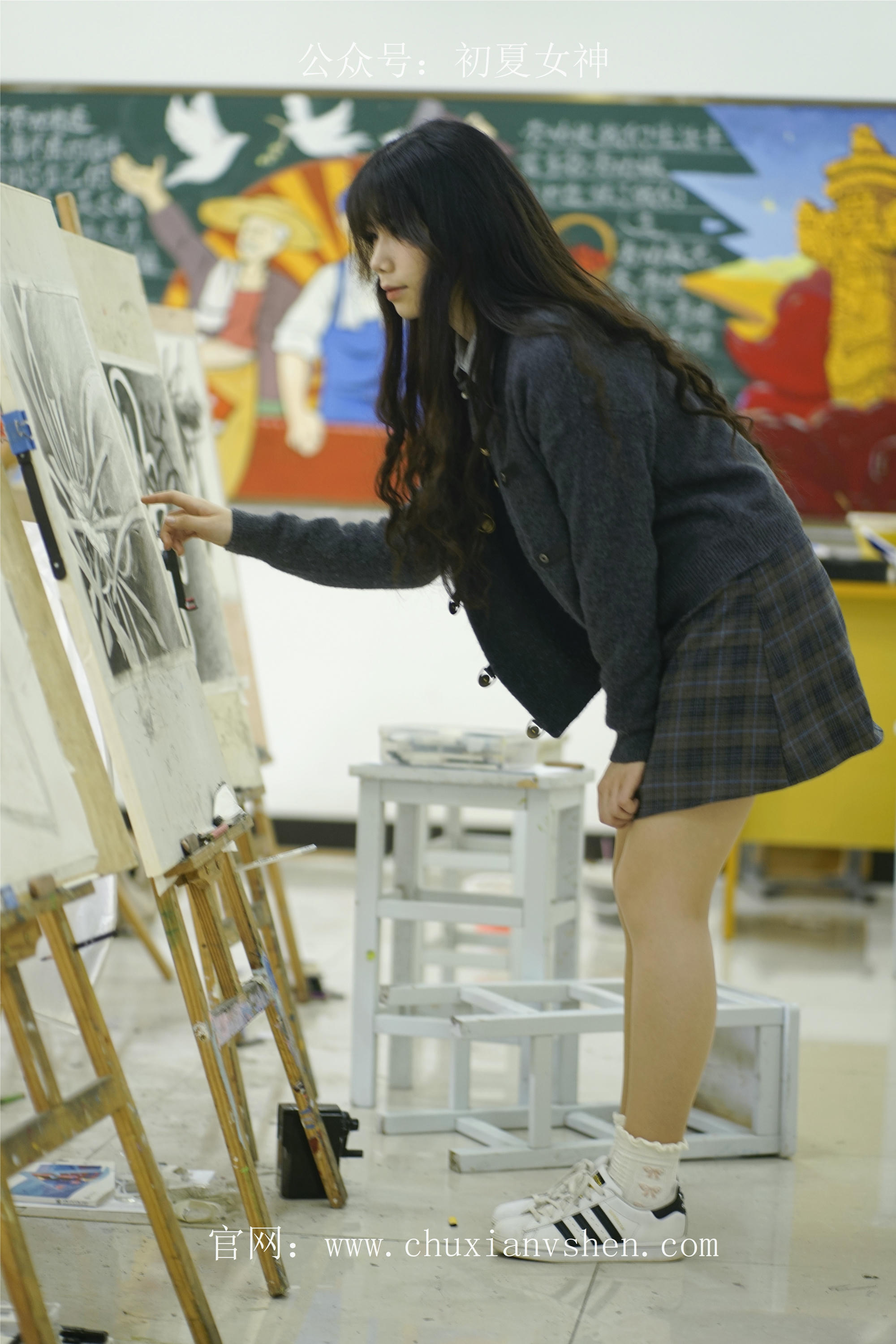 初夏女神 NO.068 欢欢 新晋学妹-校园游览[158P+1V／5.64GB]_第4集