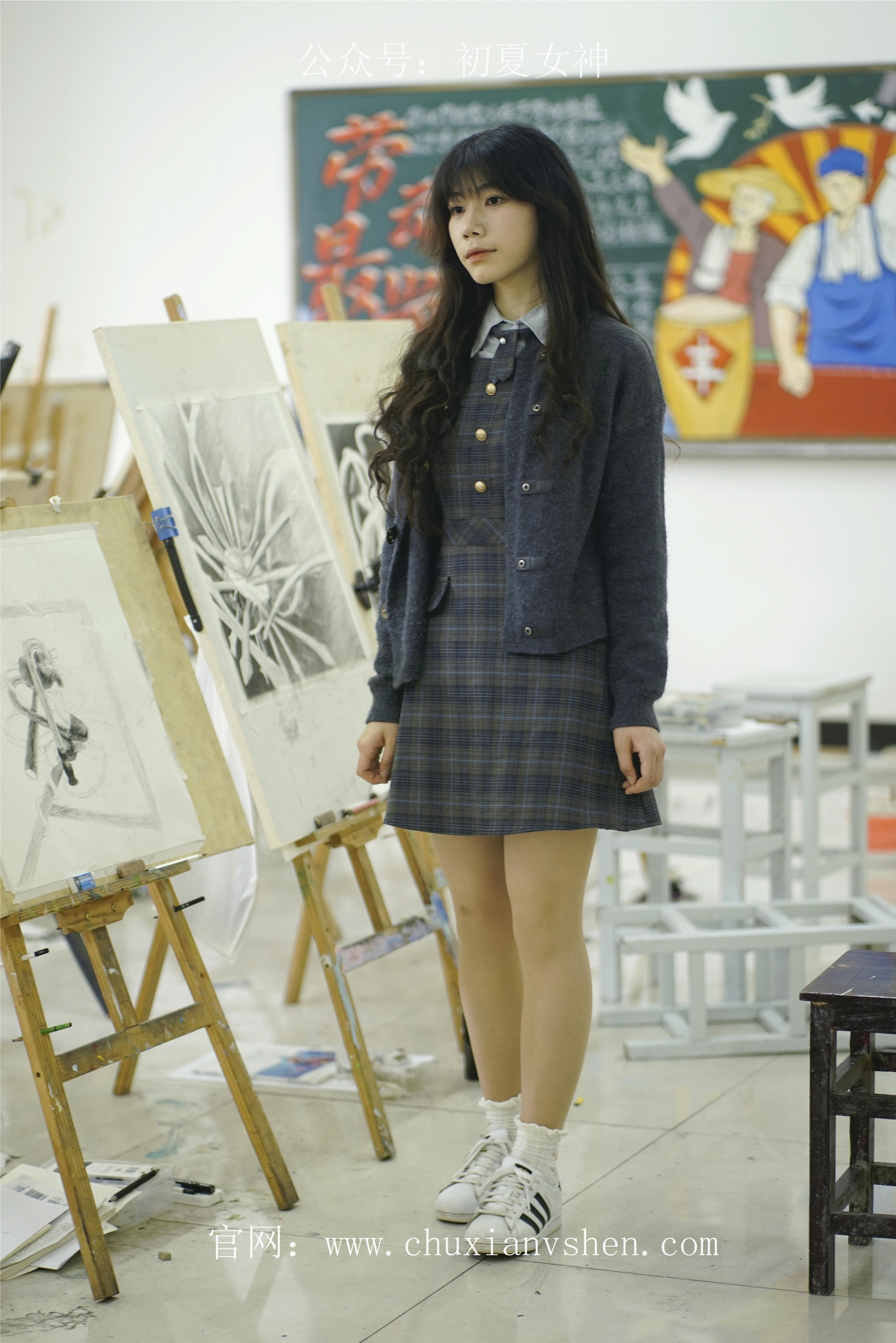 初夏女神 NO.068 欢欢 新晋学妹-校园游览[158P+1V／5.64GB]_第4集