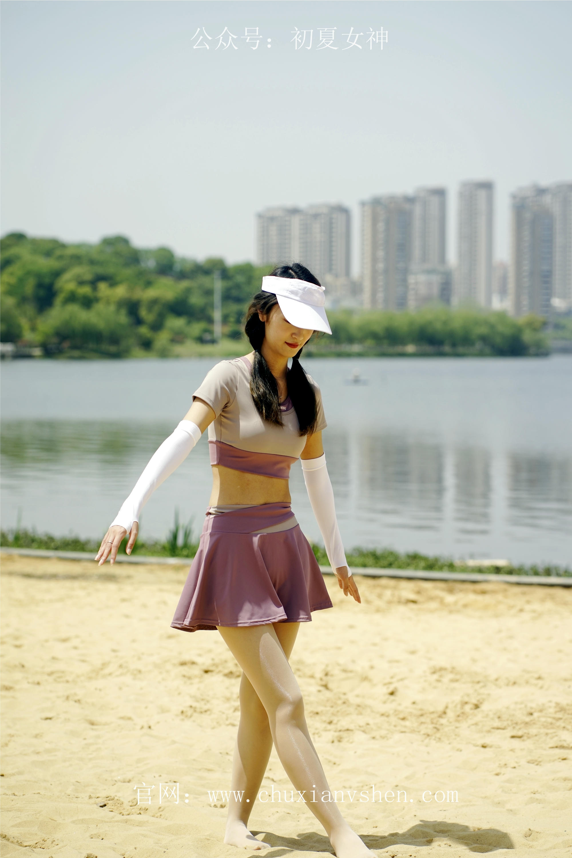 初夏女神 NO.069 依依 邻家女孩-运动篇[131P+1V／4.62GB]_第4集