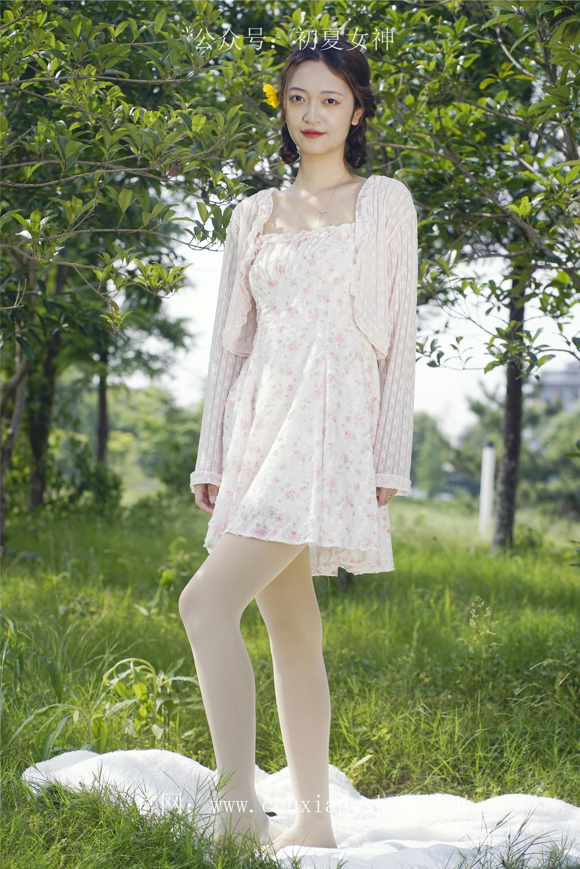 初夏女神 NO.070 依依 邻家女孩-风中少女[122P+1V／4.65GB]_第5集