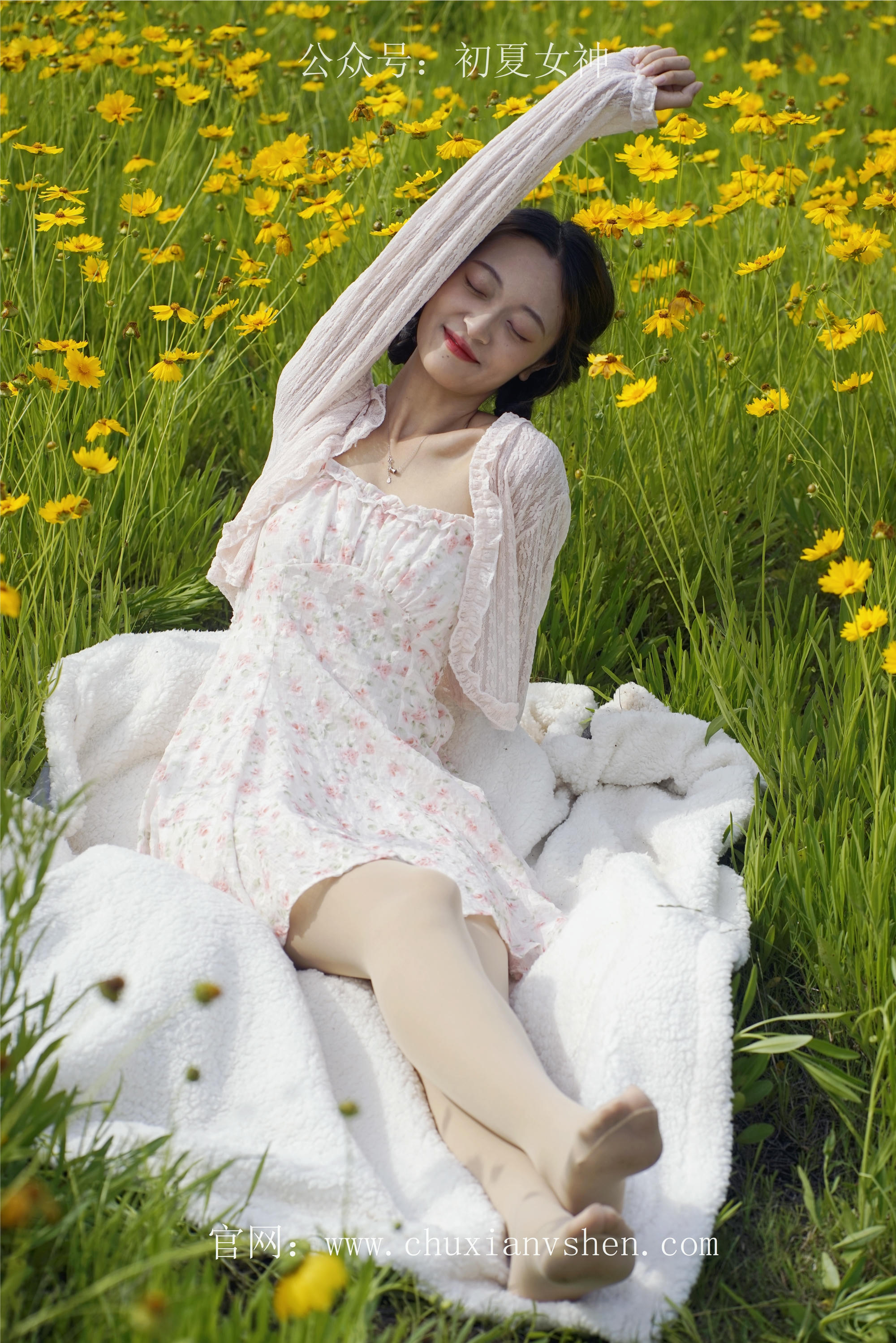 初夏女神 NO.070 依依 邻家女孩-风中少女[122P+1V／4.65GB]_第3集