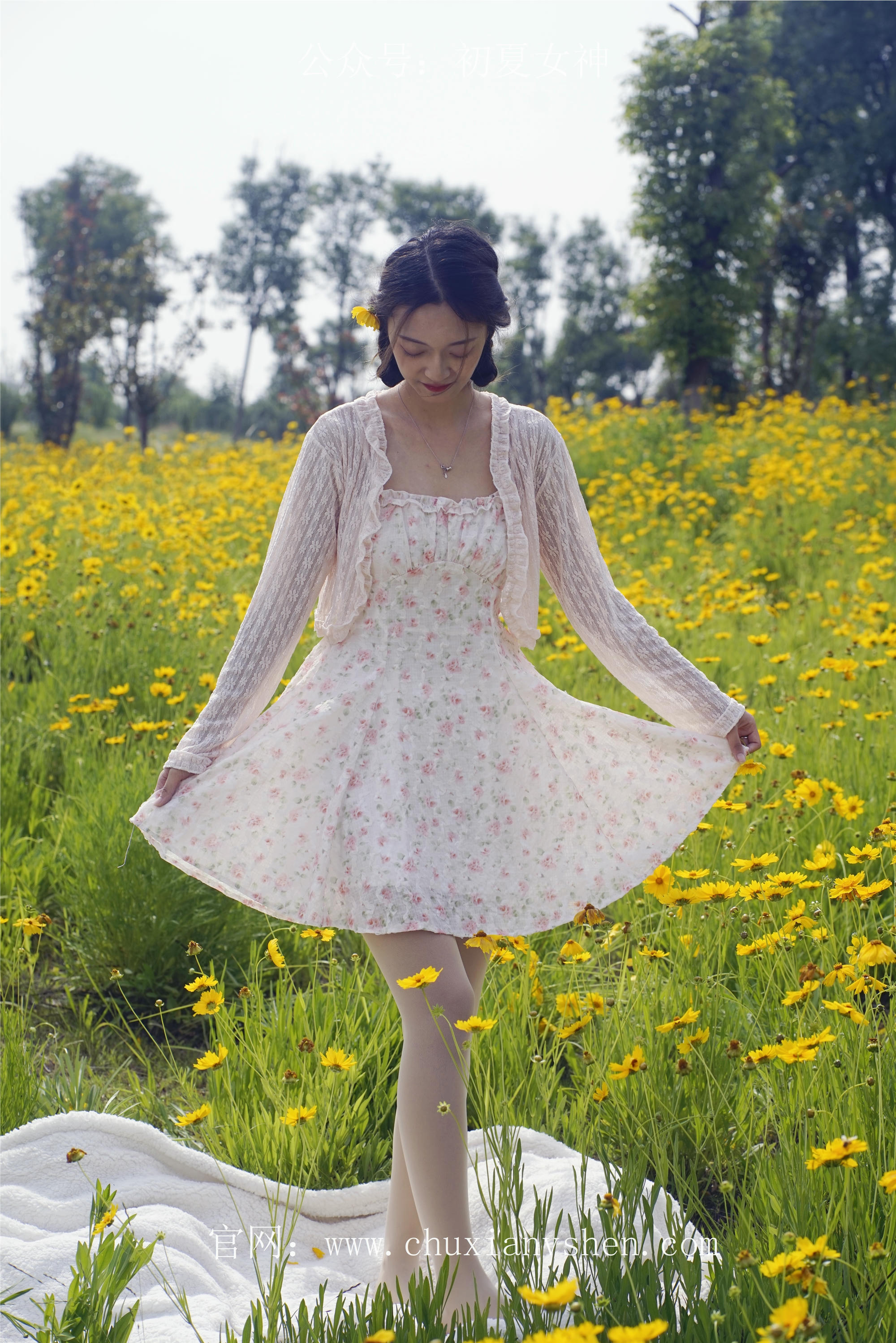 初夏女神 NO.070 依依 邻家女孩-风中少女[122P+1V／4.65GB]_第3集