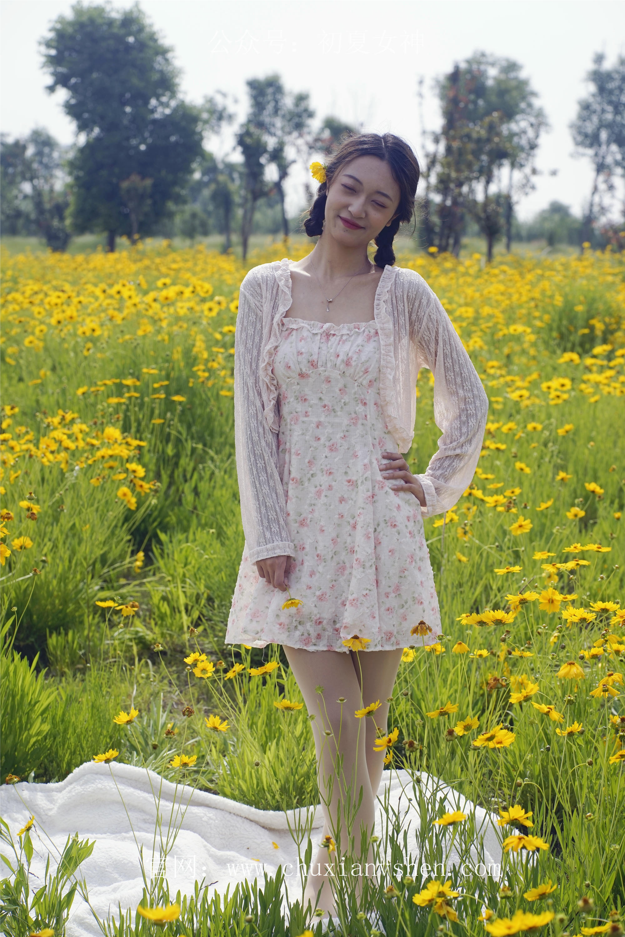 初夏女神 NO.070 依依 邻家女孩-风中少女[122P+1V／4.65GB]_第3集