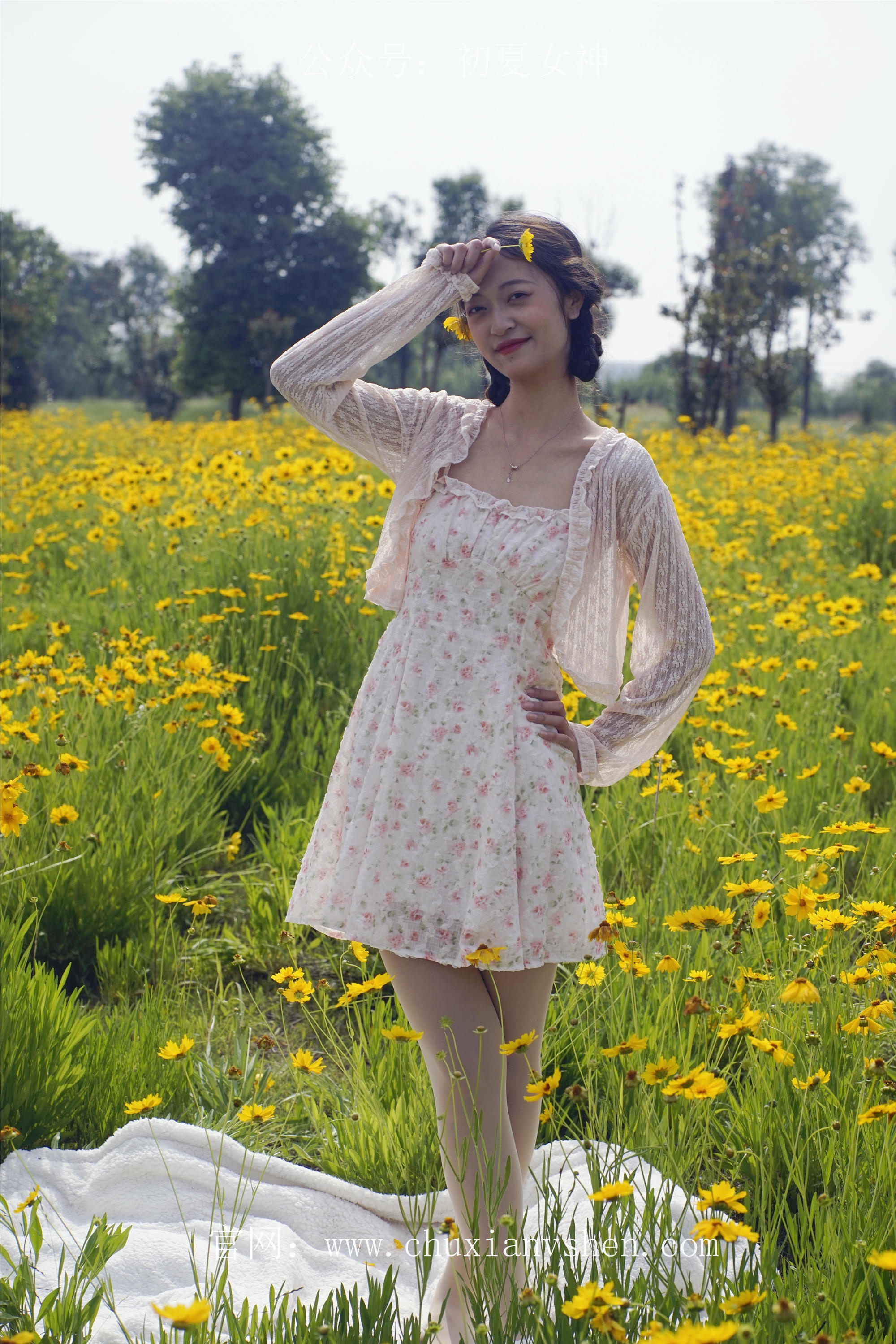 初夏女神 NO.070 依依 邻家女孩-风中少女[122P+1V／4.65GB]_第3集