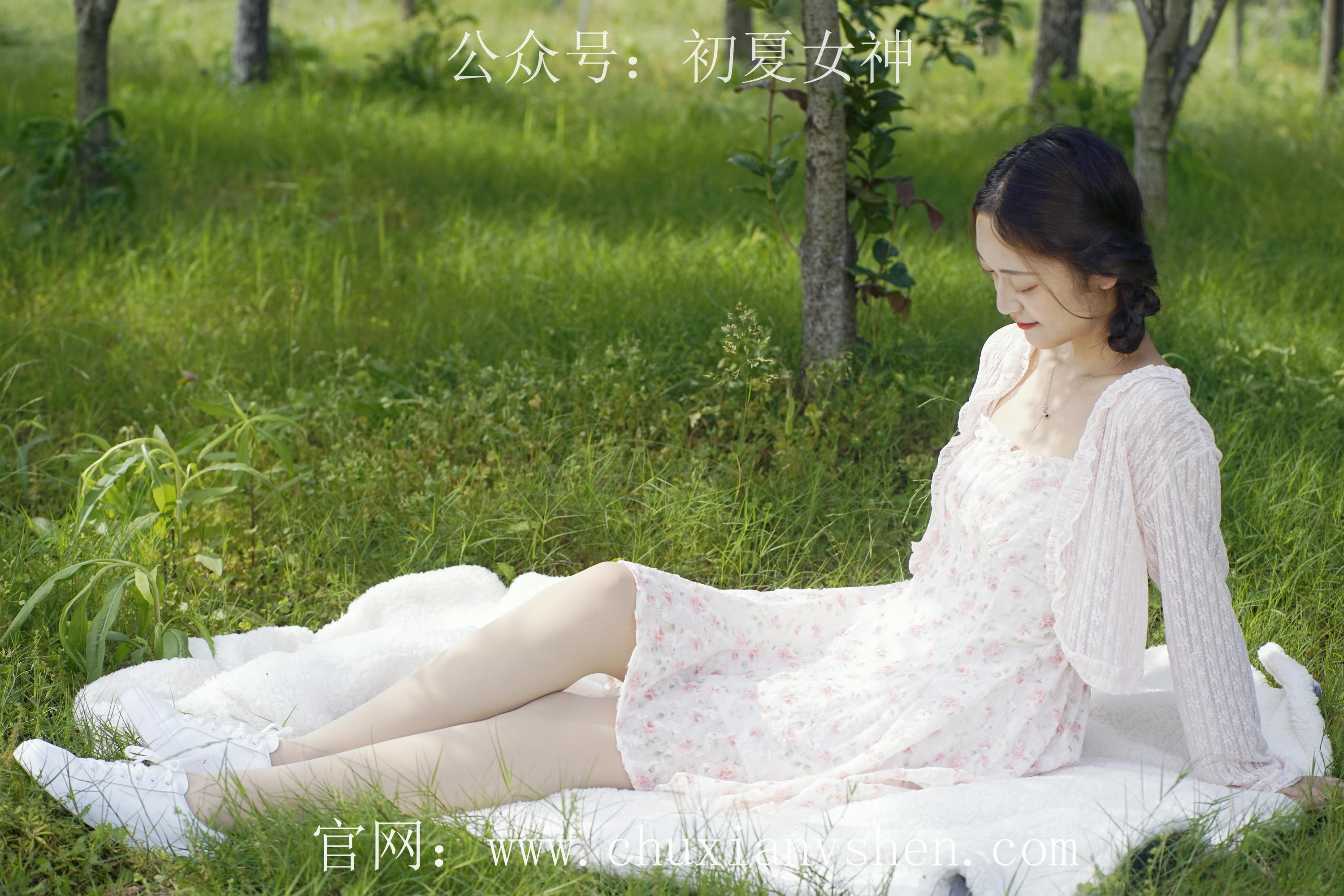 初夏女神 NO.070 依依 邻家女孩-风中少女[122P+1V／4.65GB]_第4集