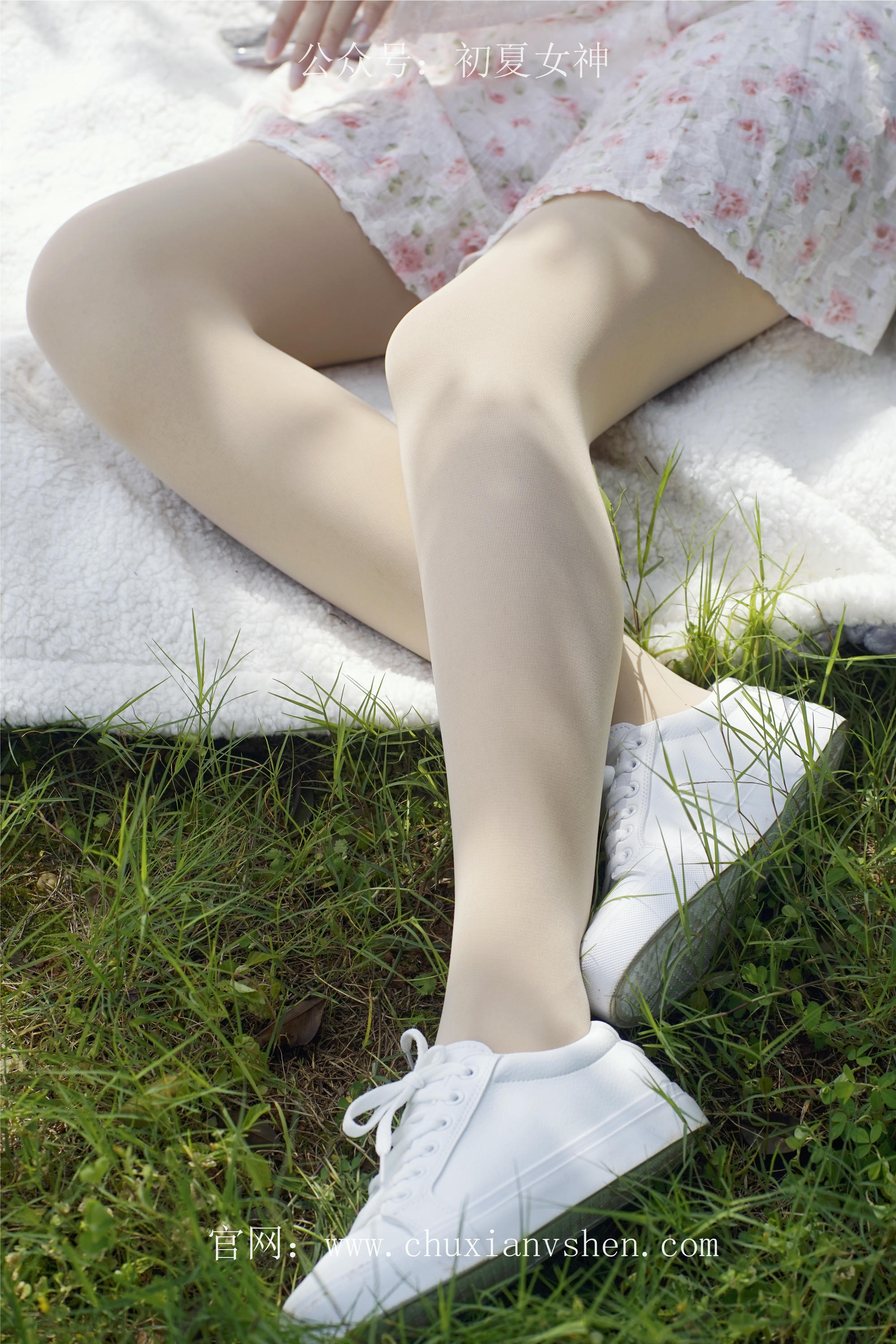 初夏女神 NO.070 依依 邻家女孩-风中少女[122P+1V／4.65GB]_第4集