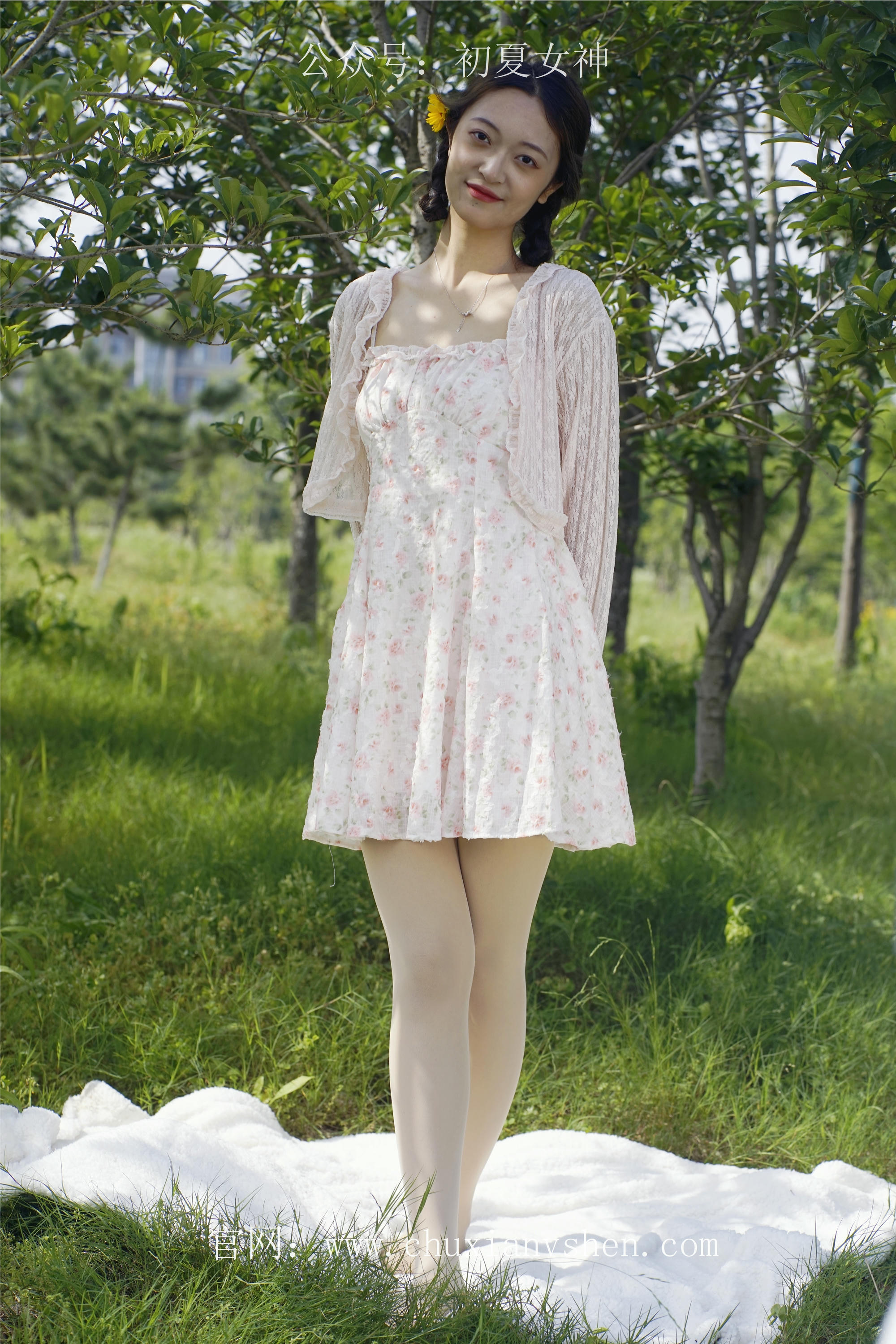 初夏女神 NO.070 依依 邻家女孩-风中少女[122P+1V／4.65GB]_第5集