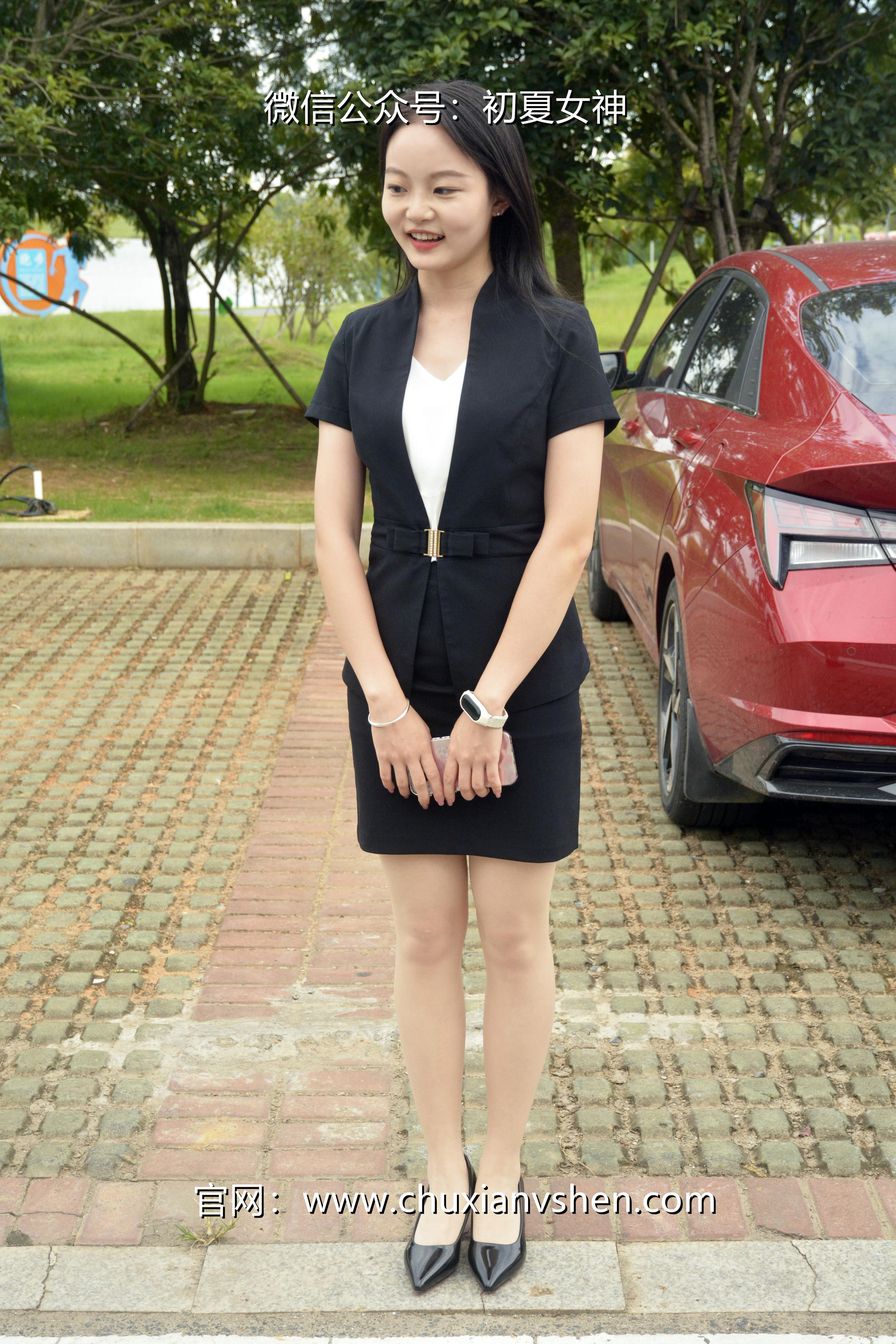 初夏女神 NO.026 双双 售楼兼职[160P+1V／5.44GB]_第1集