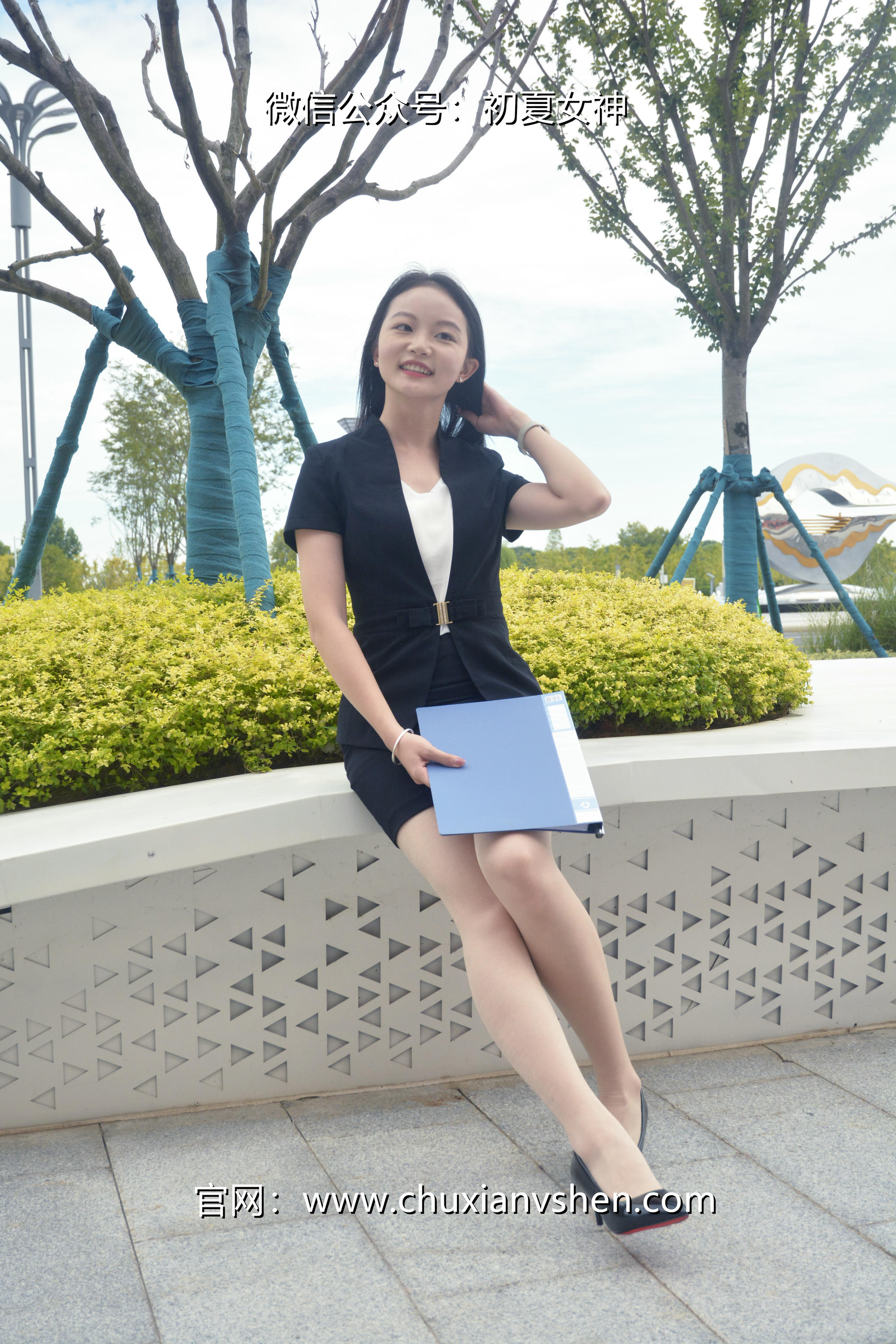 初夏女神 NO.026 双双 售楼兼职[160P+1V／5.44GB]_第1集