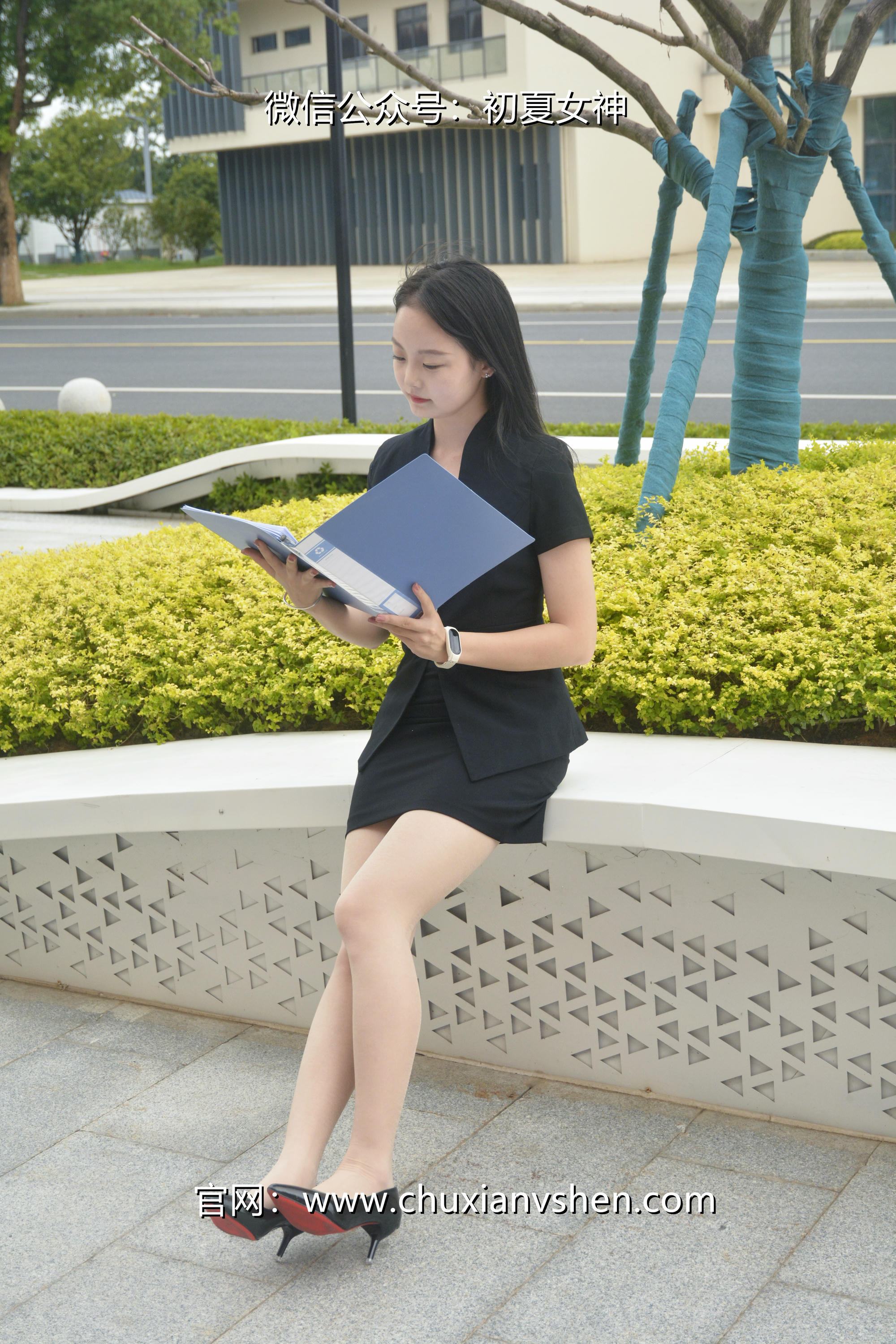 初夏女神 NO.026 双双 售楼兼职[160P+1V／5.44GB]_第1集