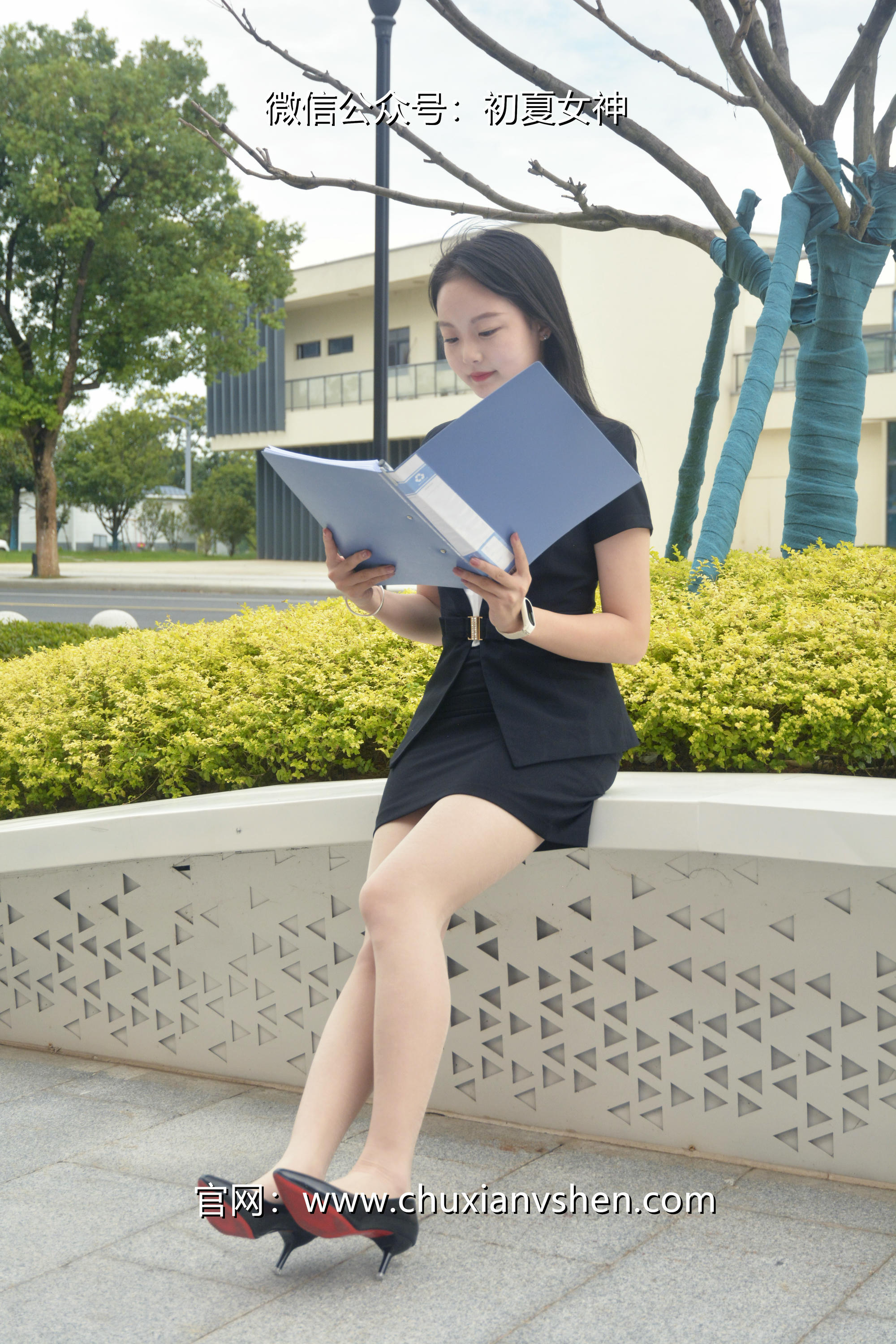 初夏女神 NO.026 双双 售楼兼职[160P+1V／5.44GB]_第1集