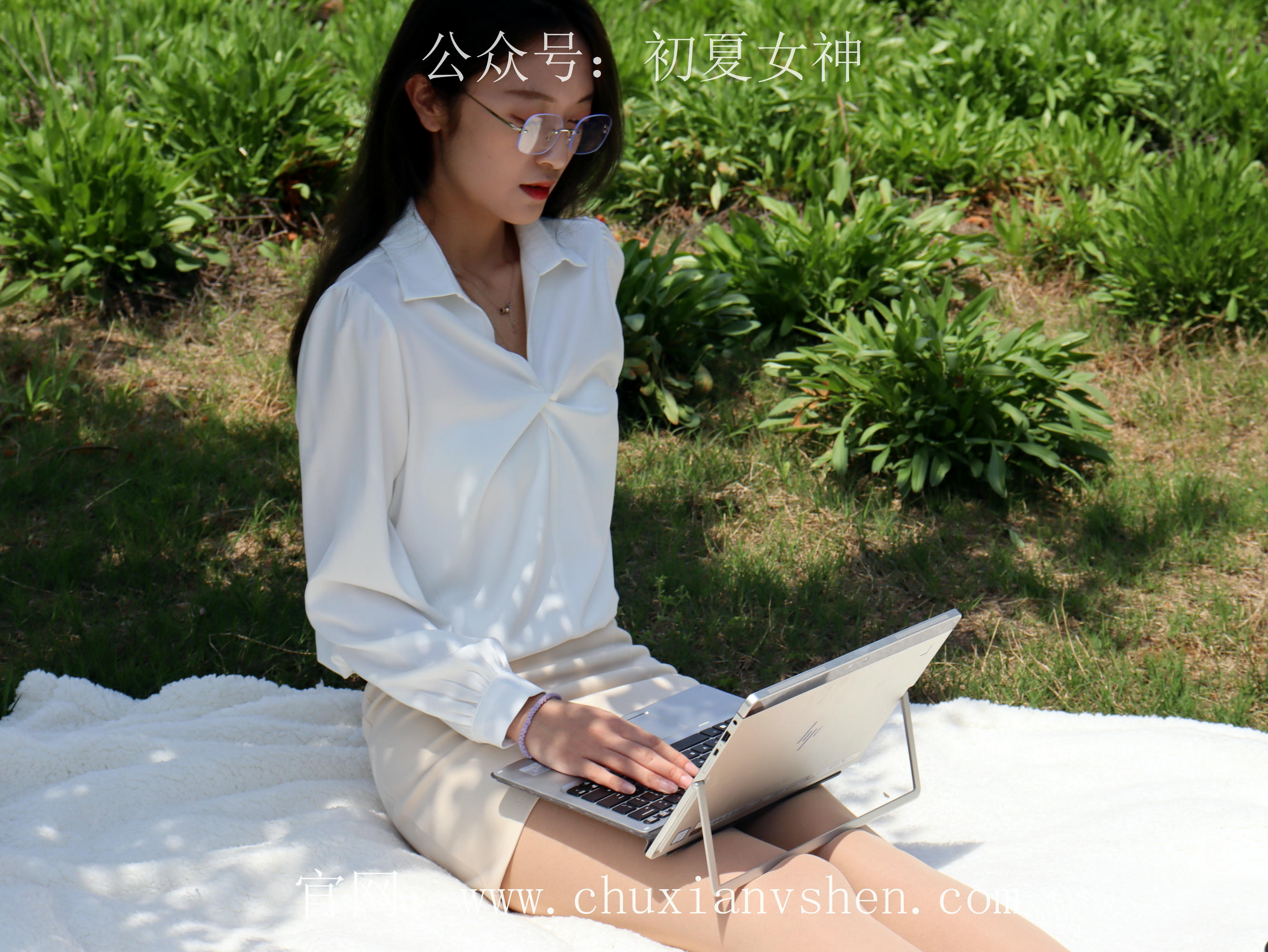 初夏女神 NO.071 依依 邻家女孩-实习篇[190P+1V／6.54GB]_第7集