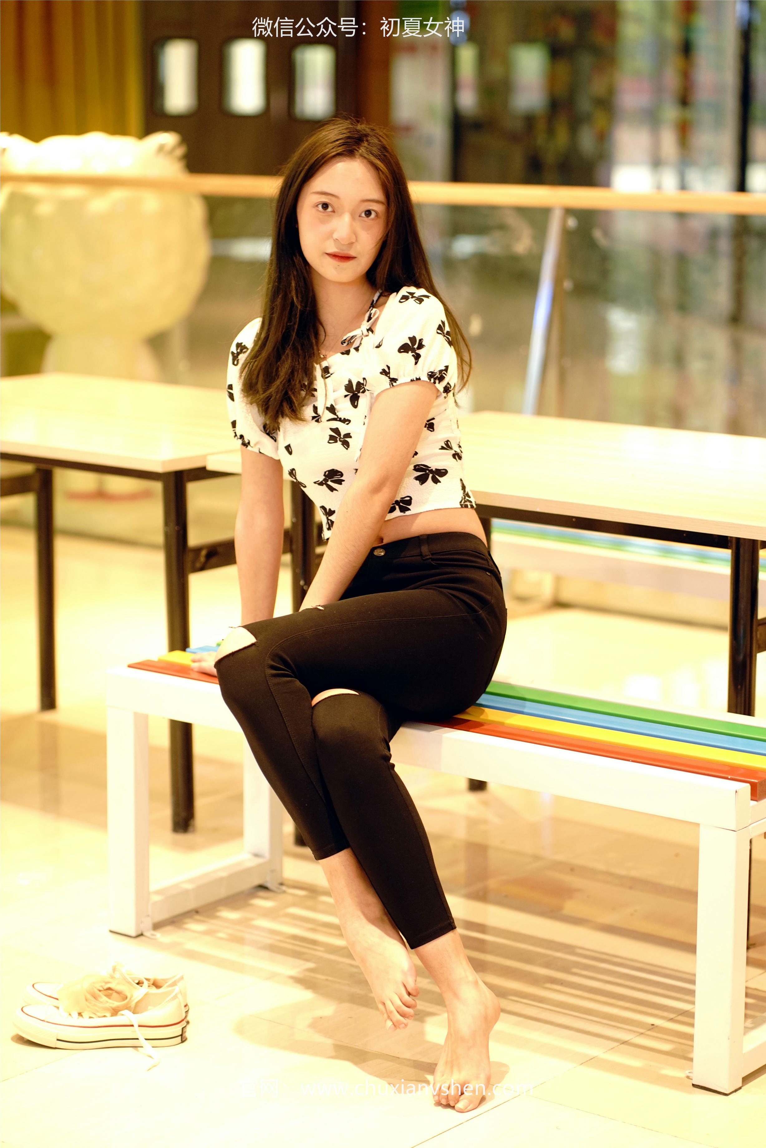 初夏女神 NO.072 依依 邻家女孩-商场篇[88P+1V／3.83GB]_第4集