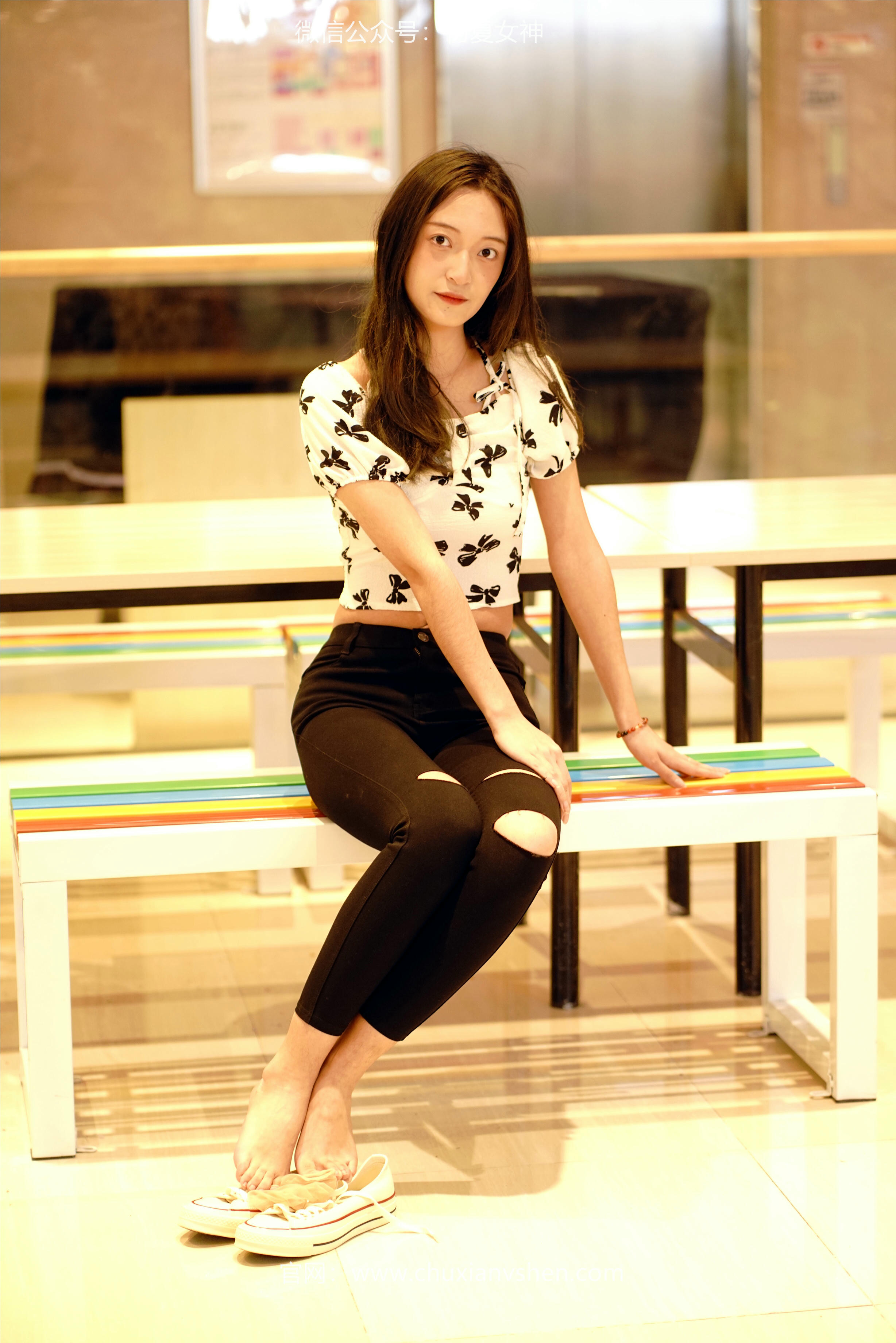 初夏女神 NO.072 依依 邻家女孩-商场篇[88P+1V／3.83GB]_第4集