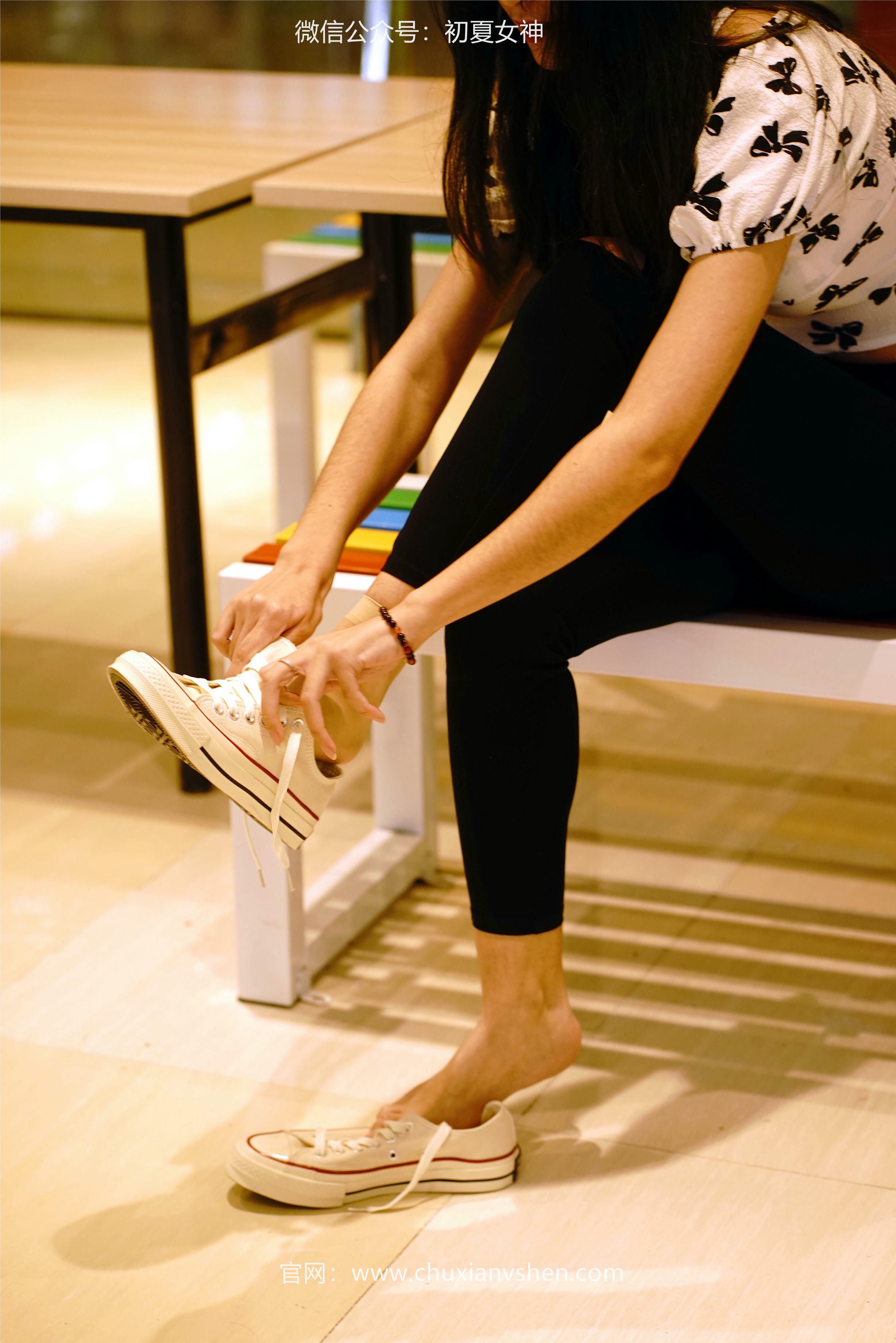 初夏女神 NO.072 依依 邻家女孩-商场篇[88P+1V／3.83GB]_第4集