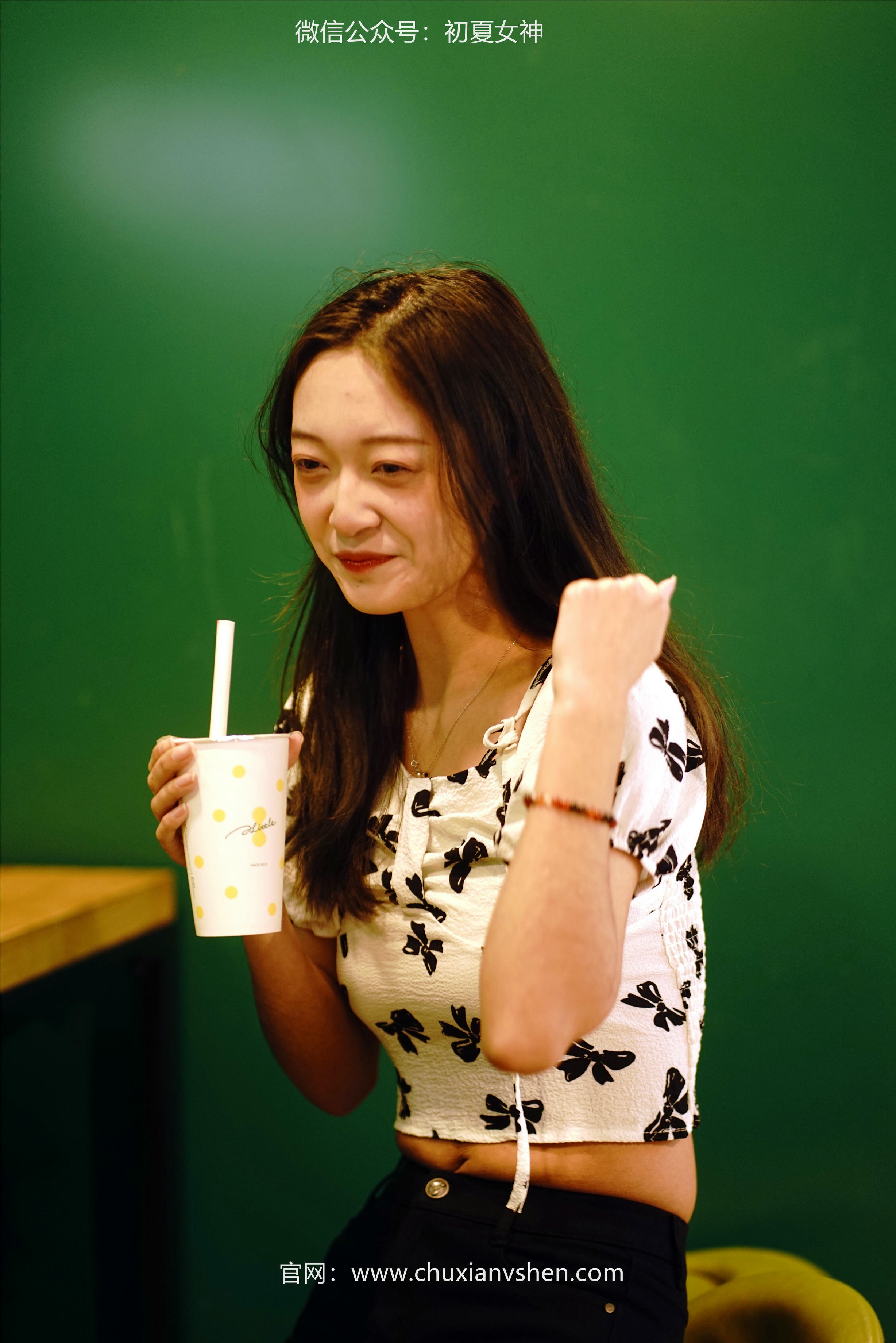 初夏女神 NO.072 依依 邻家女孩-商场篇[88P+1V／3.83GB]_第4集