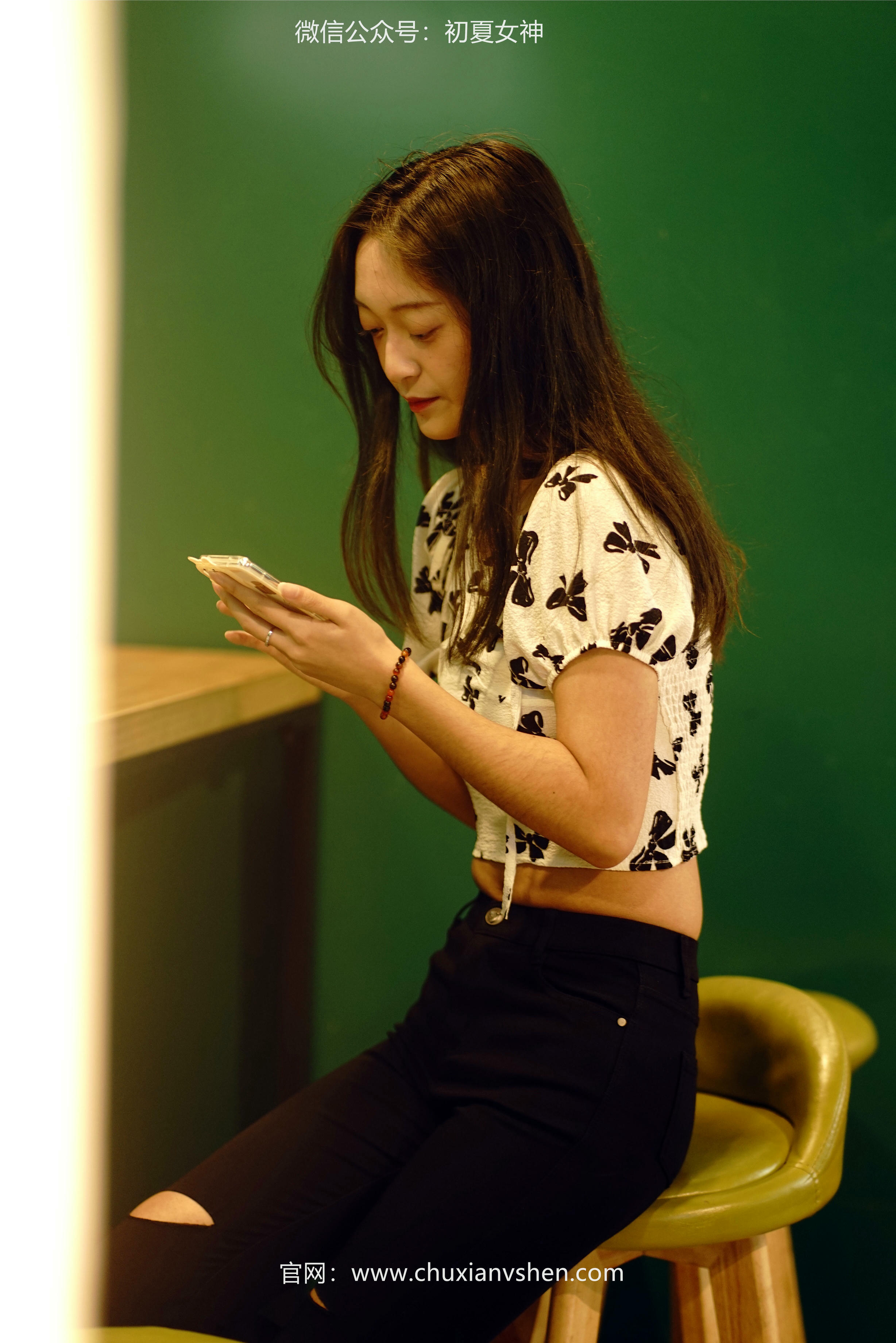 初夏女神 NO.072 依依 邻家女孩-商场篇[88P+1V／3.83GB]_第4集