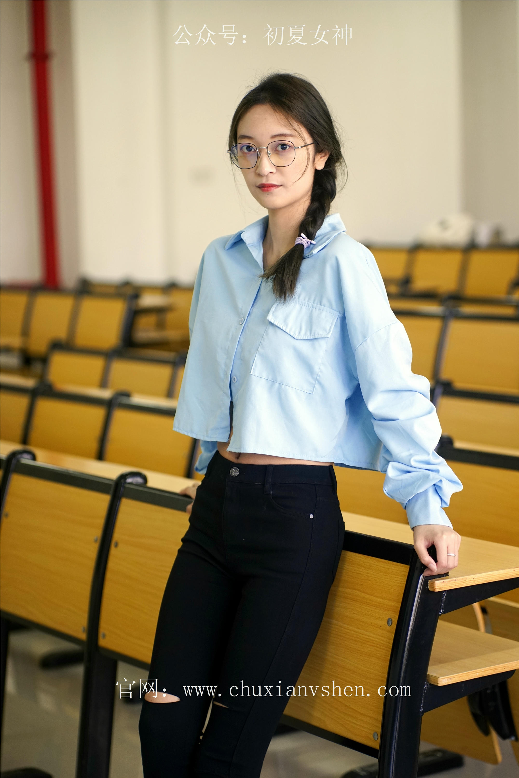 初夏女神 NO.073 依依 邻家女孩-学习篇[140P+1V／6.12GB]_第3集