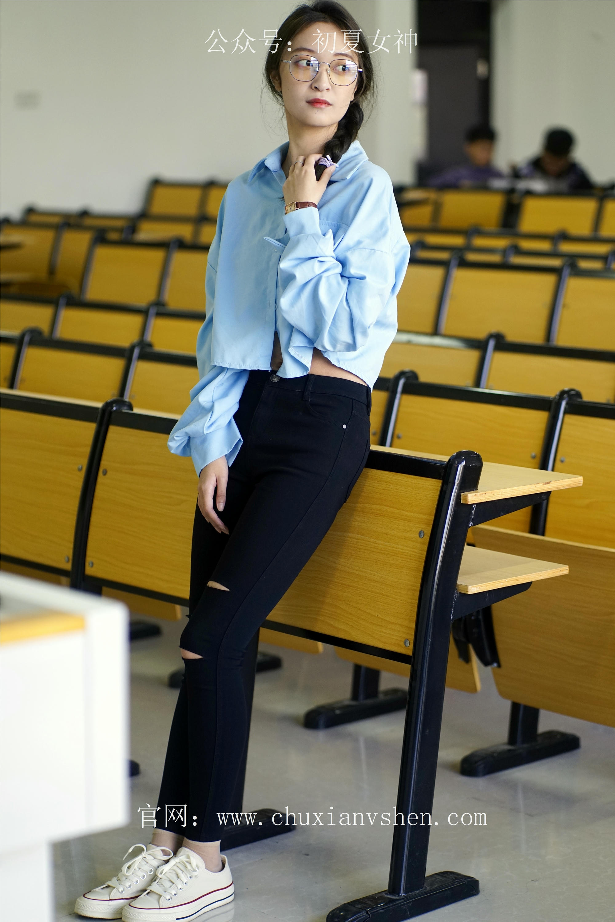 初夏女神 NO.073 依依 邻家女孩-学习篇[140P+1V／6.12GB]_第3集