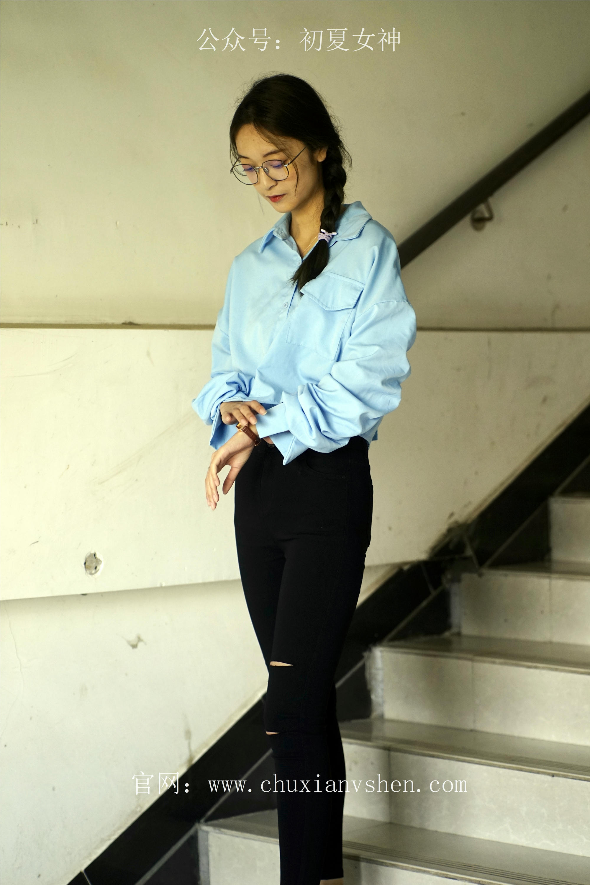 初夏女神 NO.073 依依 邻家女孩-学习篇[140P+1V／6.12GB]_第3集