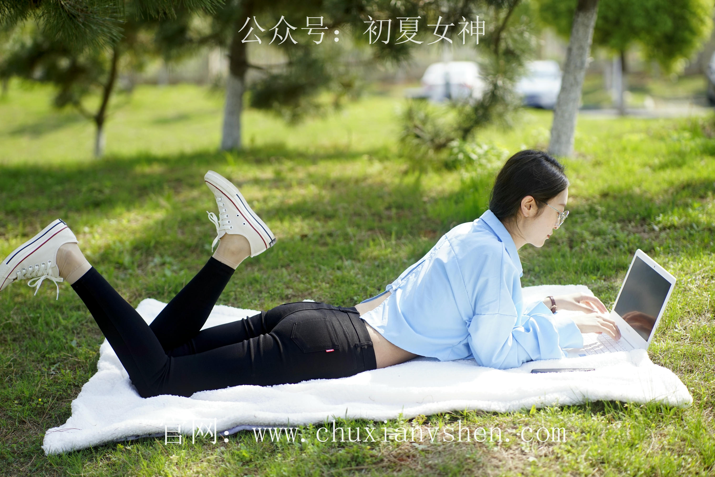 初夏女神 NO.073 依依 邻家女孩-学习篇[140P+1V／6.12GB]_第4集