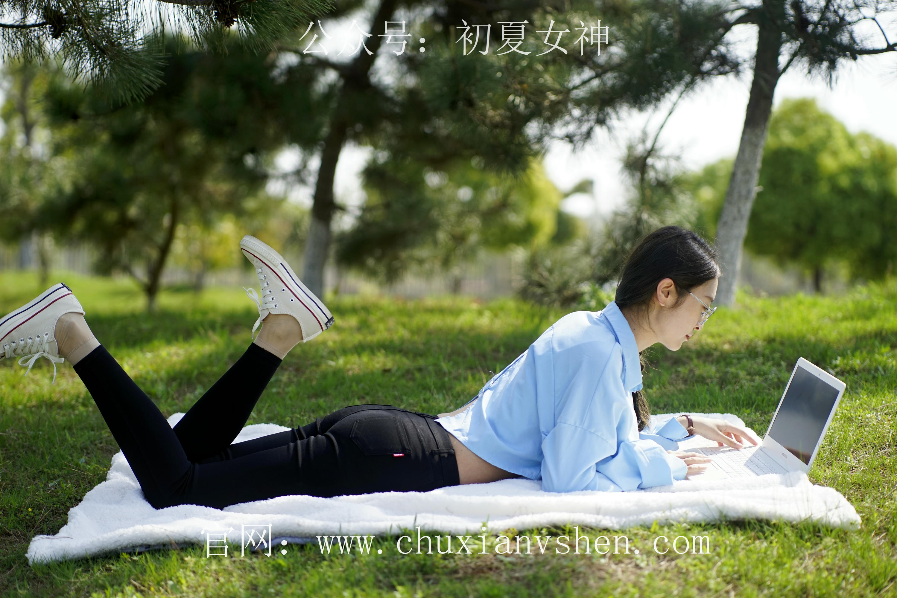 初夏女神 NO.073 依依 邻家女孩-学习篇[140P+1V／6.12GB]_第4集