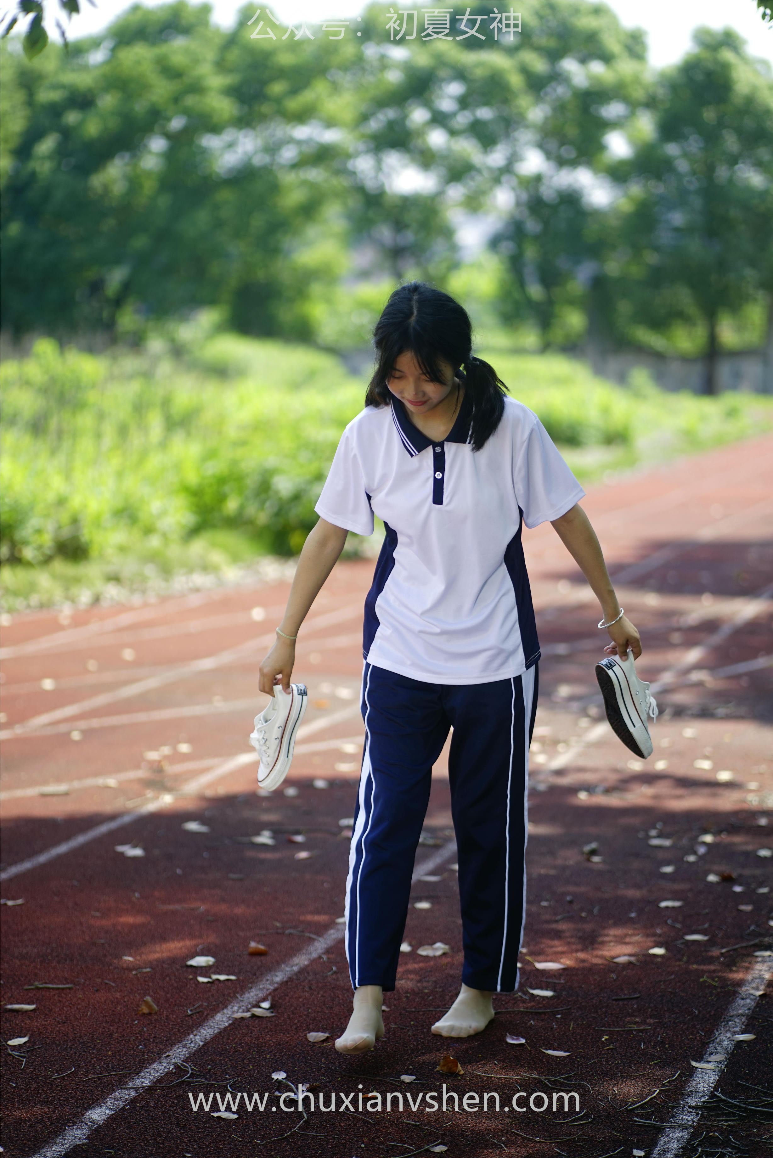 初夏女神 NO.074 点点 旧梦青春[172P+1V／6.61GB]_第5集