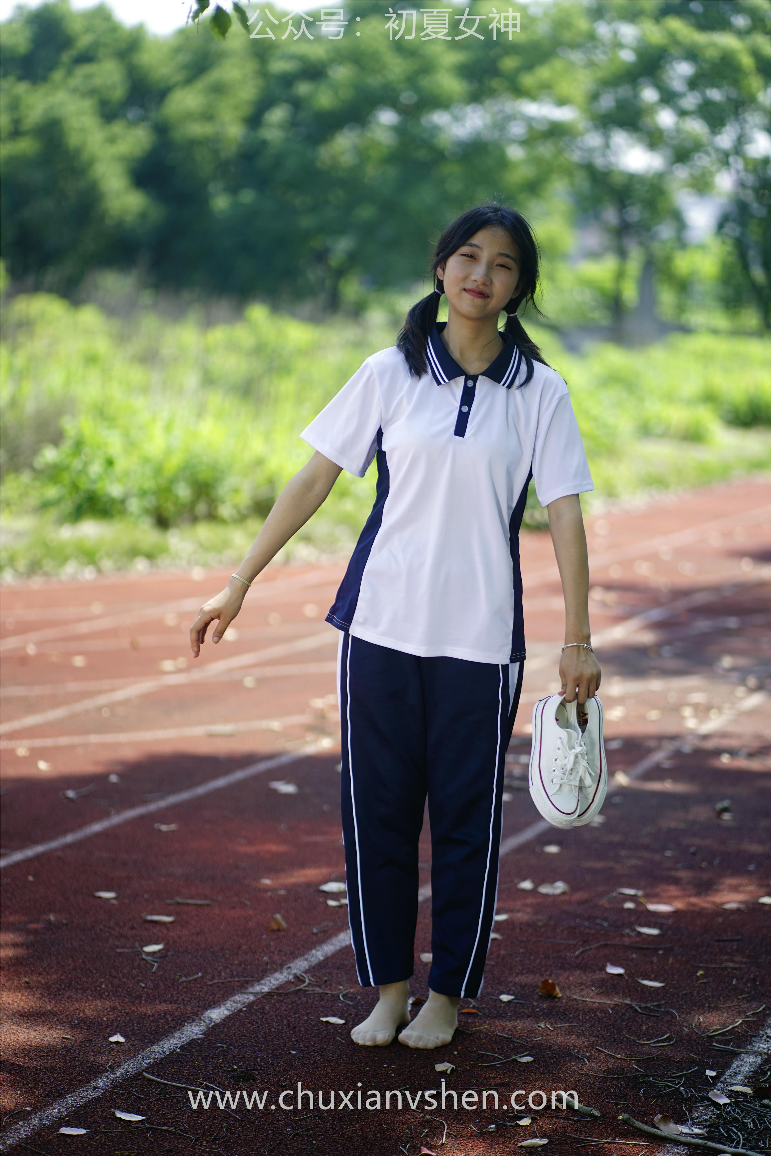 初夏女神 NO.074 点点 旧梦青春[172P+1V／6.61GB]_第6集