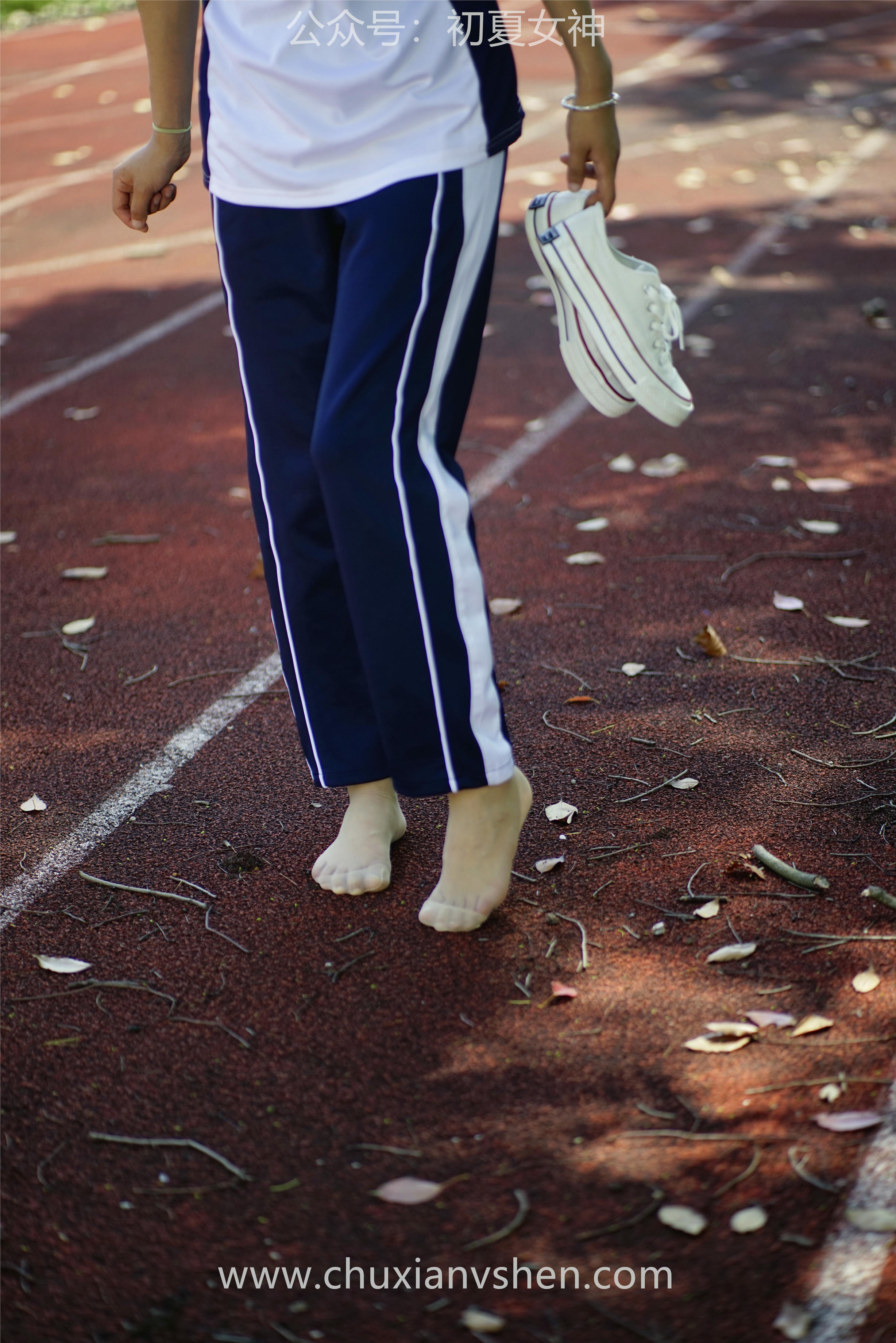 初夏女神 NO.074 点点 旧梦青春[172P+1V／6.61GB]_第6集