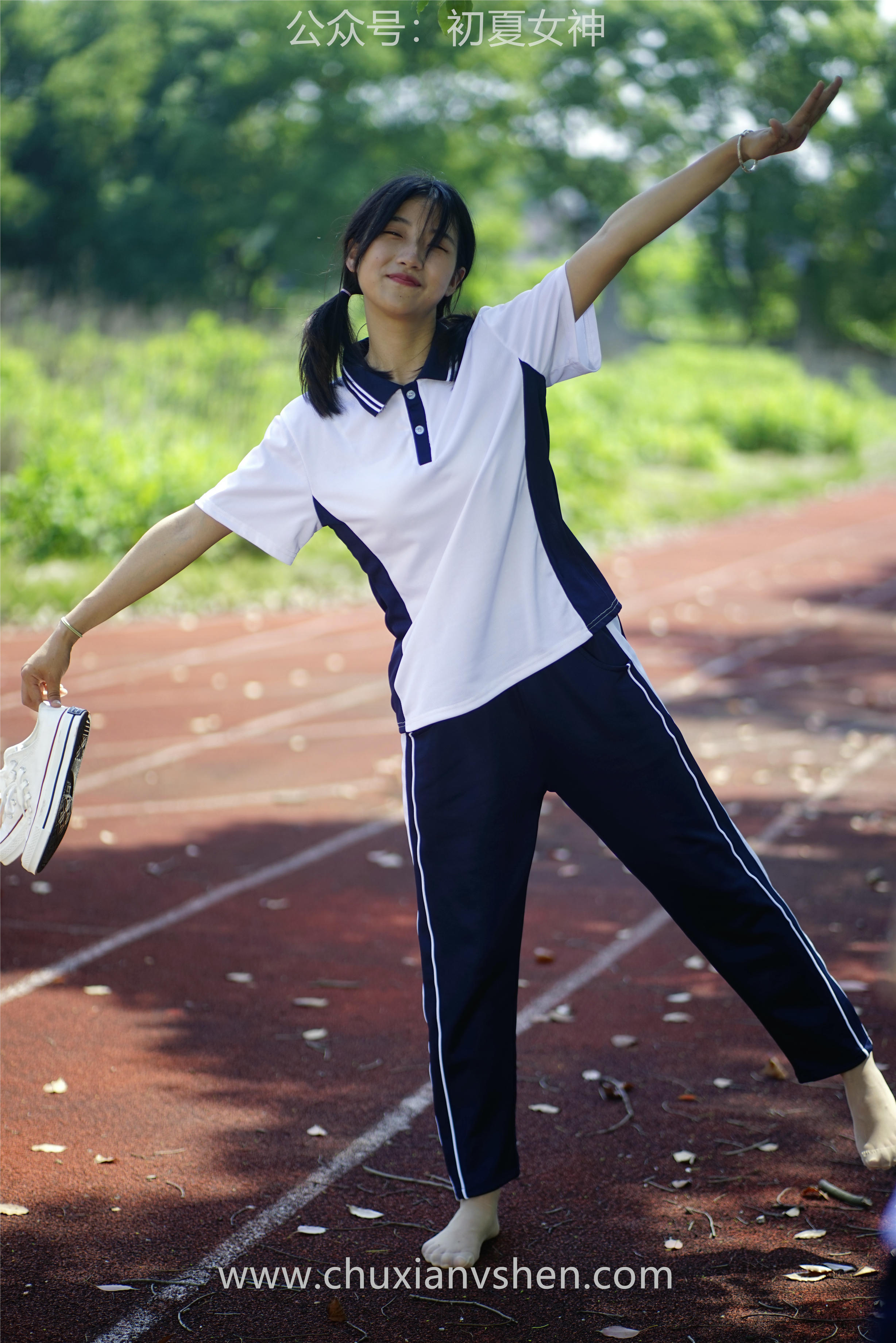 初夏女神 NO.074 点点 旧梦青春[172P+1V／6.61GB]_第6集