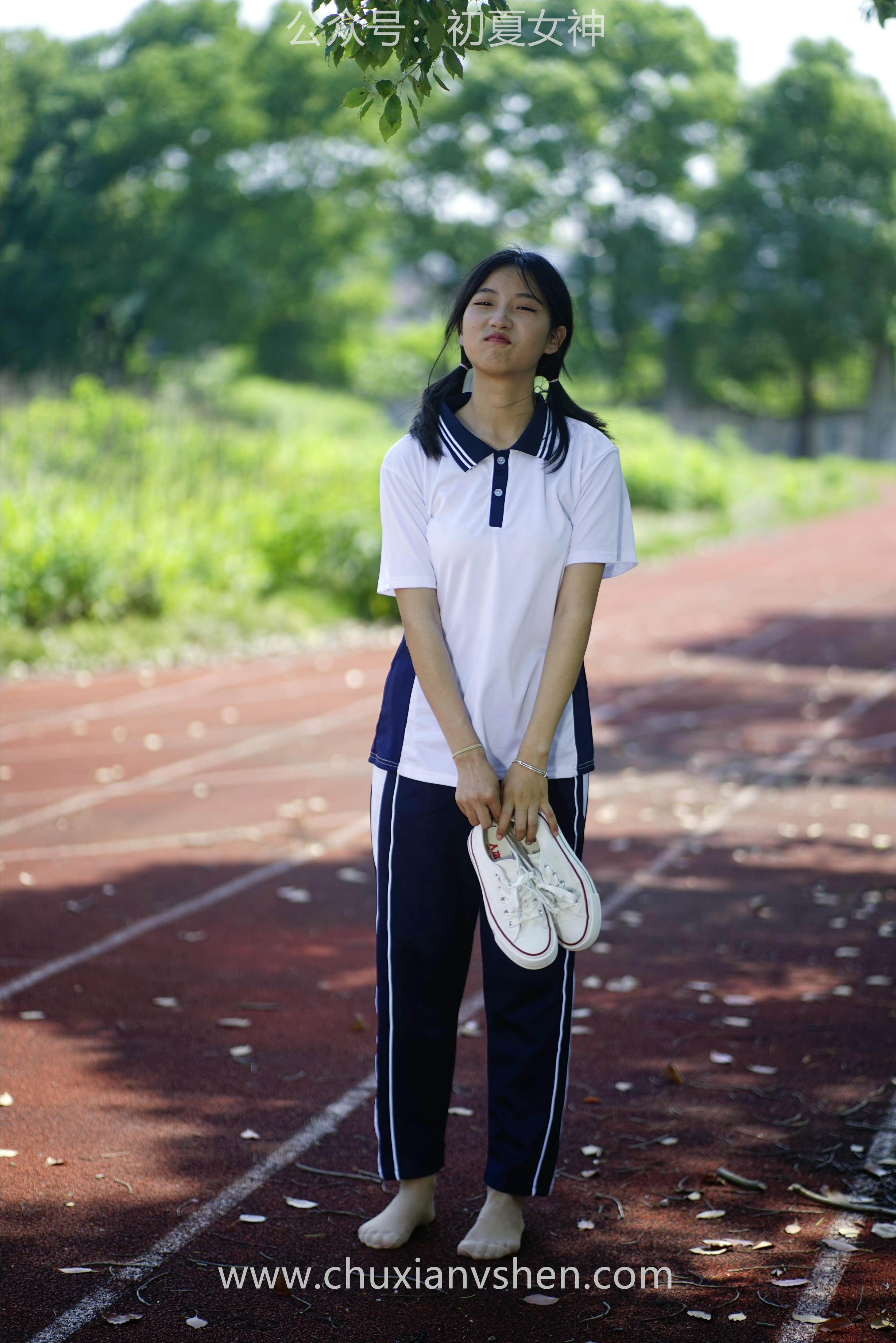 初夏女神 NO.074 点点 旧梦青春[172P+1V／6.61GB]_第6集