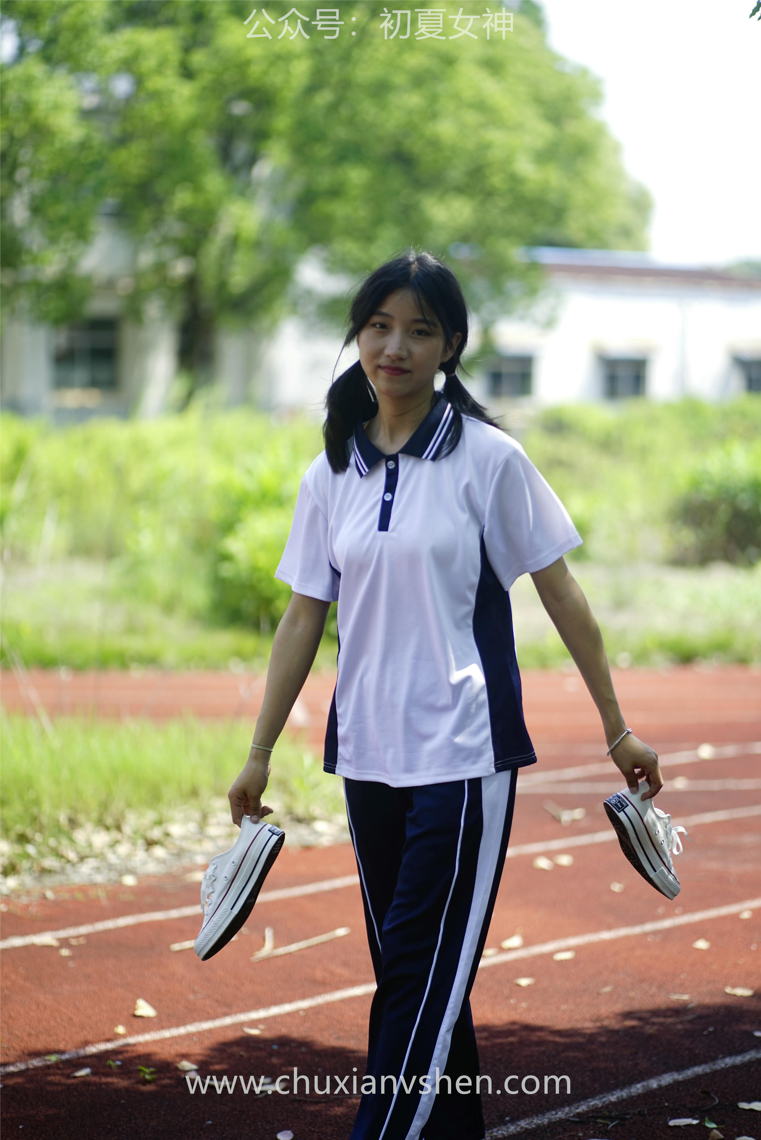 初夏女神 NO.074 点点 旧梦青春[172P+1V／6.61GB]_第6集