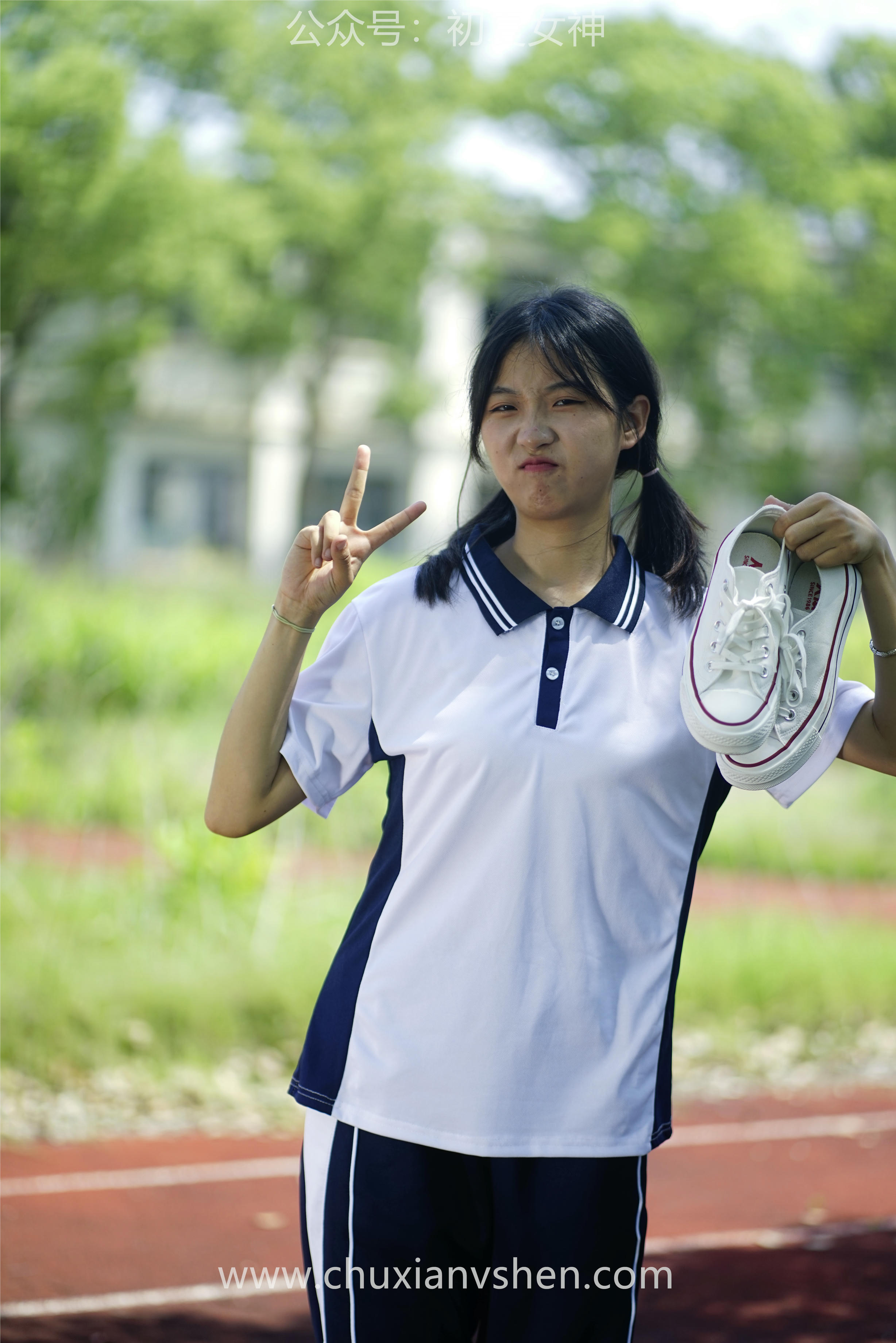 初夏女神 NO.074 点点 旧梦青春[172P+1V／6.61GB]_第6集