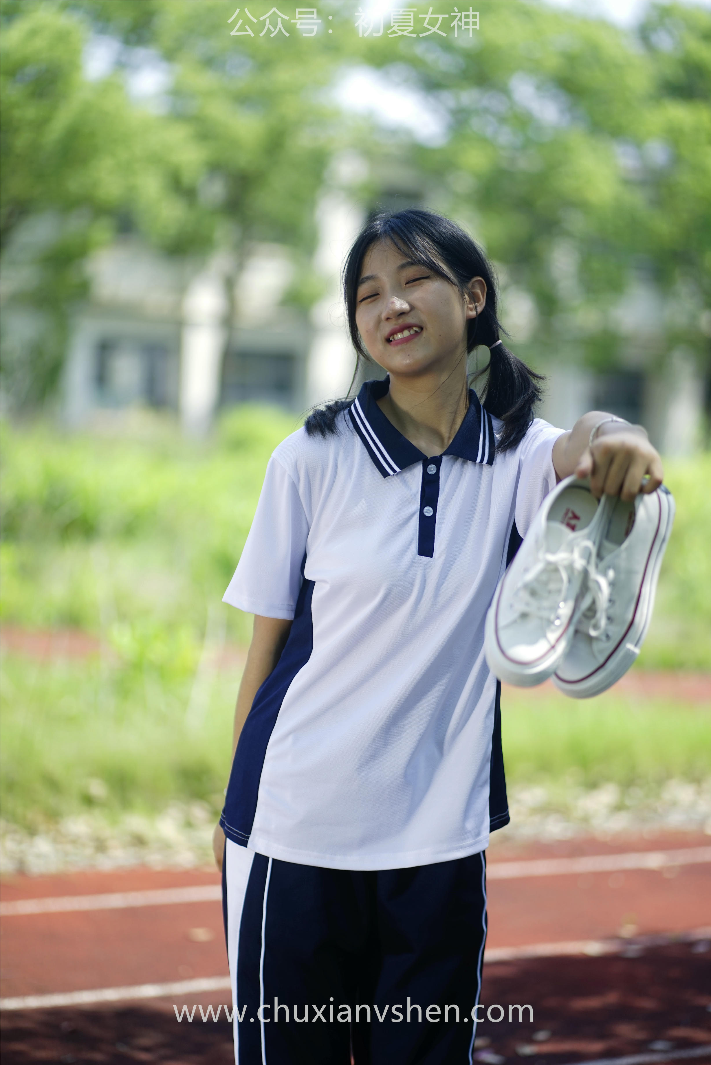 初夏女神 NO.074 点点 旧梦青春[172P+1V／6.61GB]_第6集