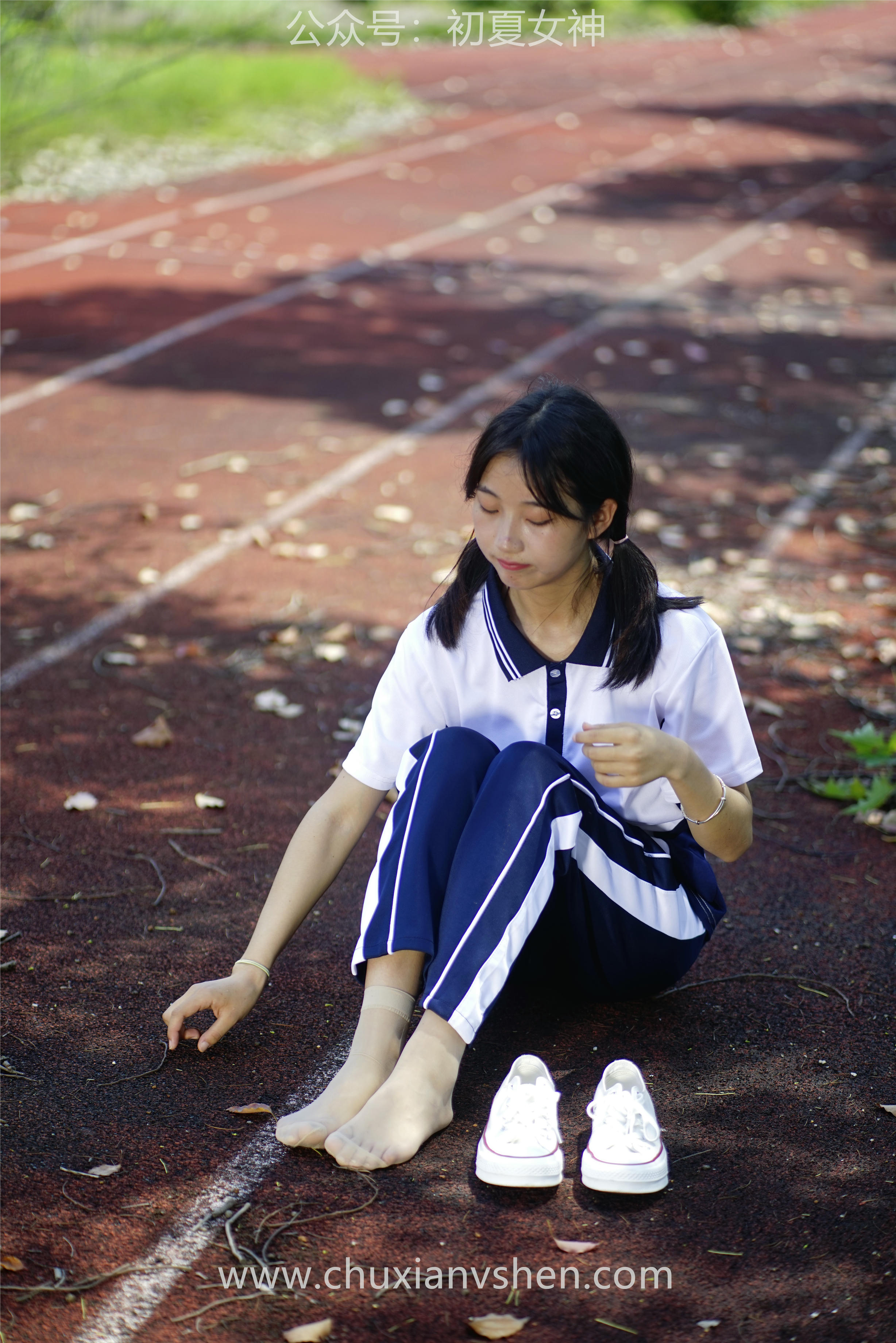 初夏女神 NO.074 点点 旧梦青春[172P+1V／6.61GB]_第6集